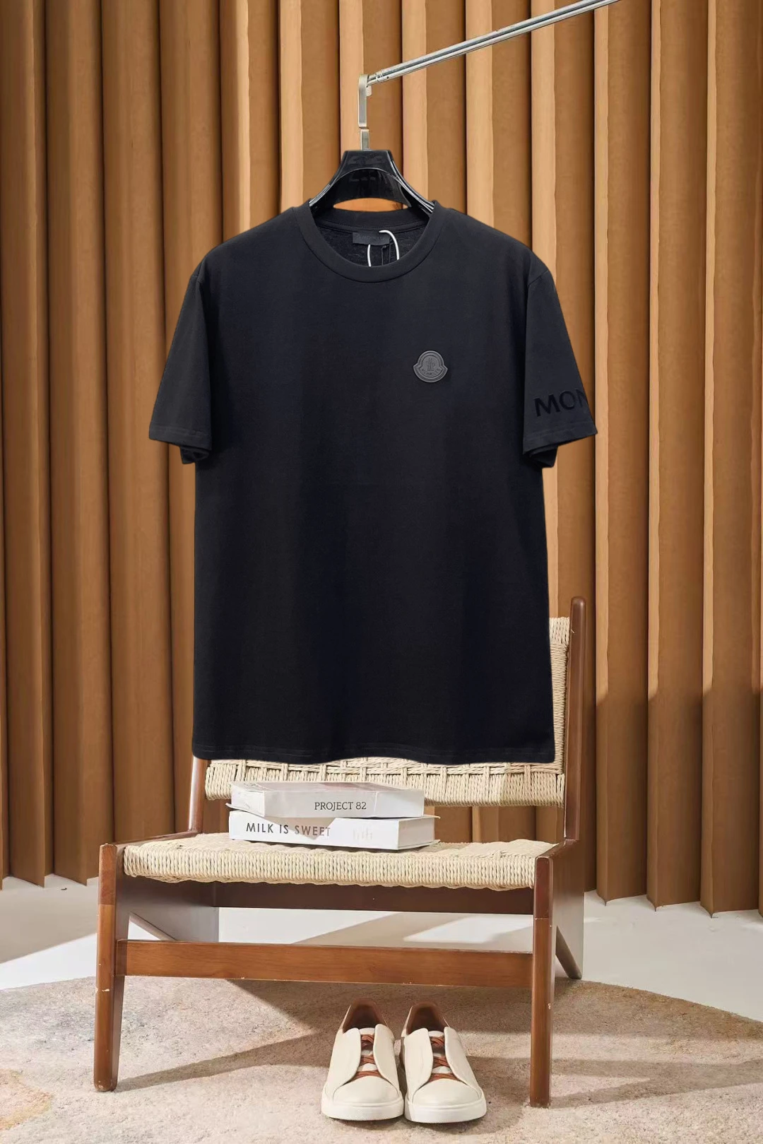 Moncler T-Shirt — 0c6cc427