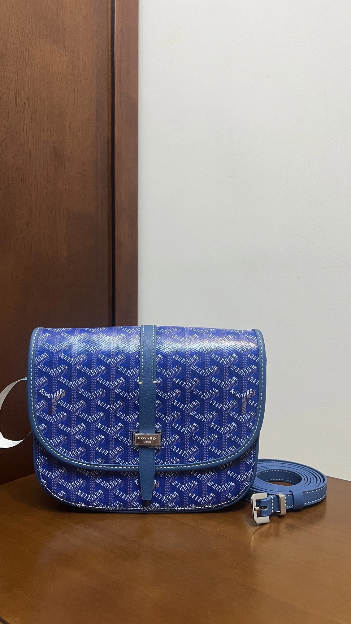 Goyard Crossbody Bags — 6a403765