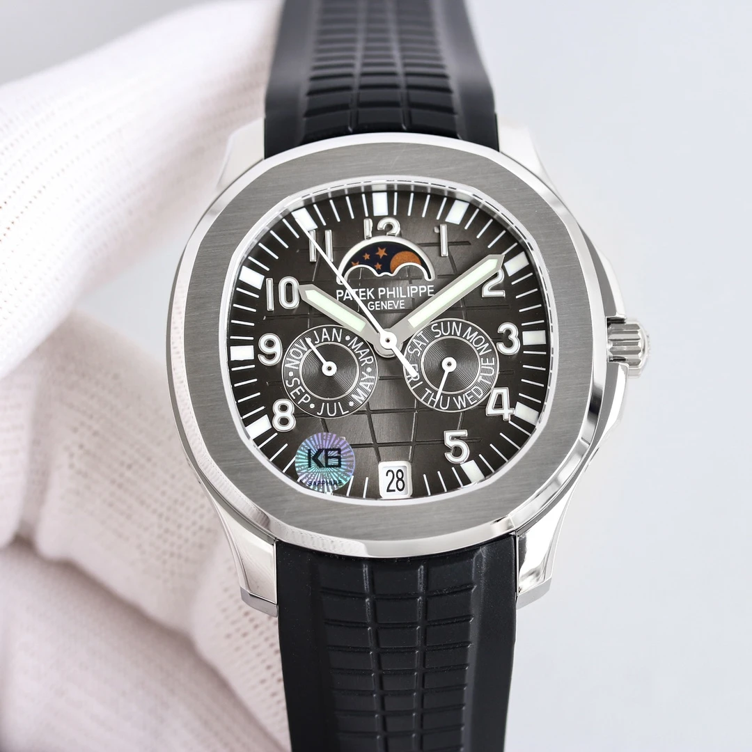 Patek Philippe Watch — 59ec7557