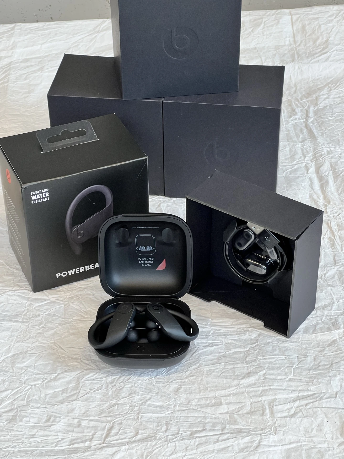 Beats Powerbeats Pro Earphones - Black — fd0c289d