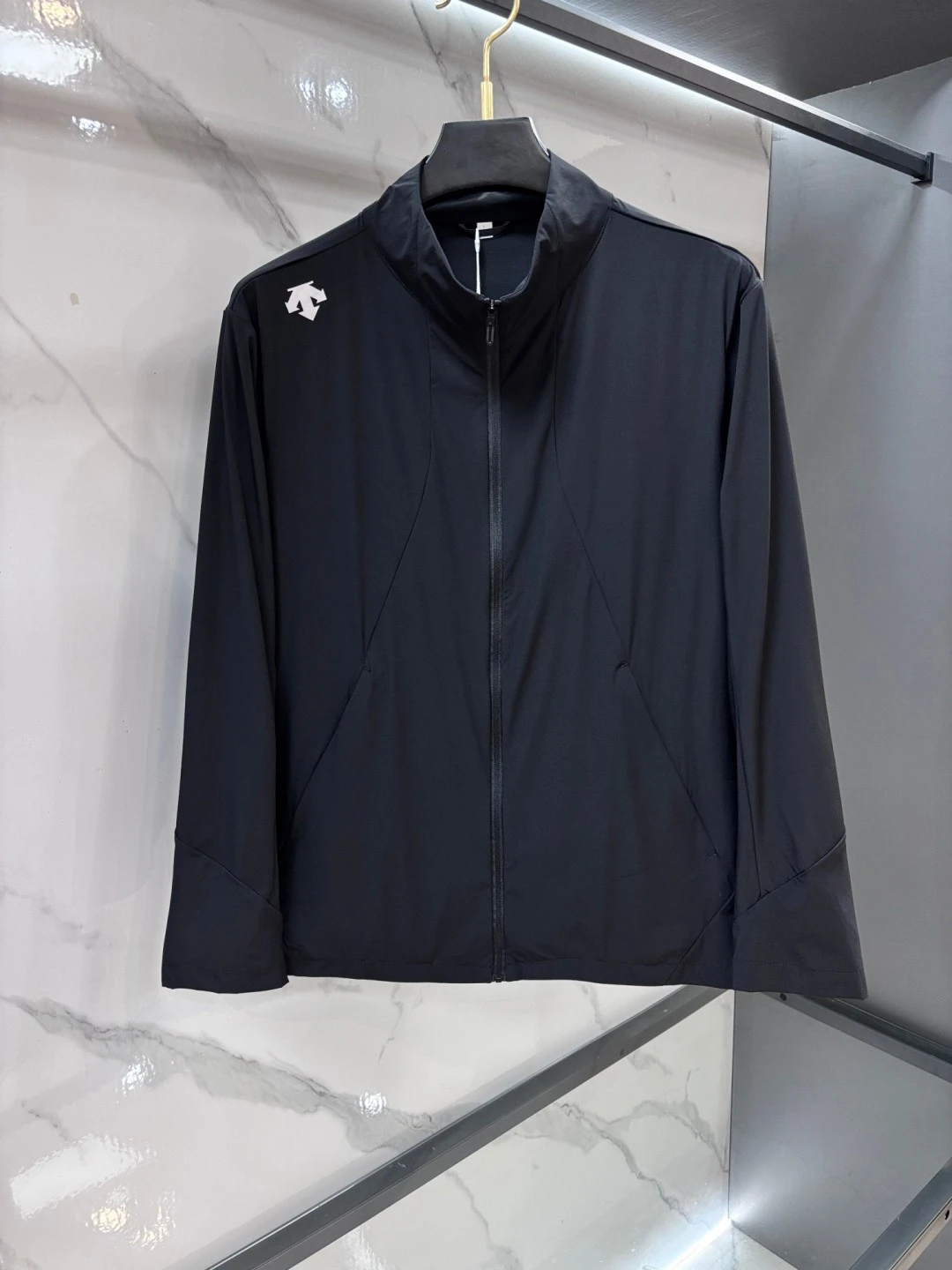 Jackets — 50005c8e