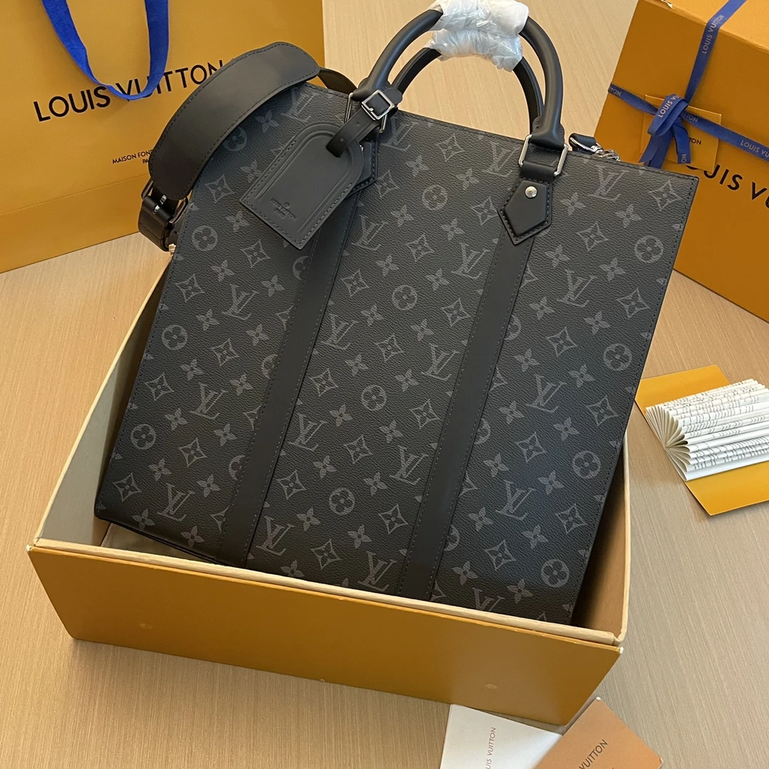 Briefcases — f0a592e5