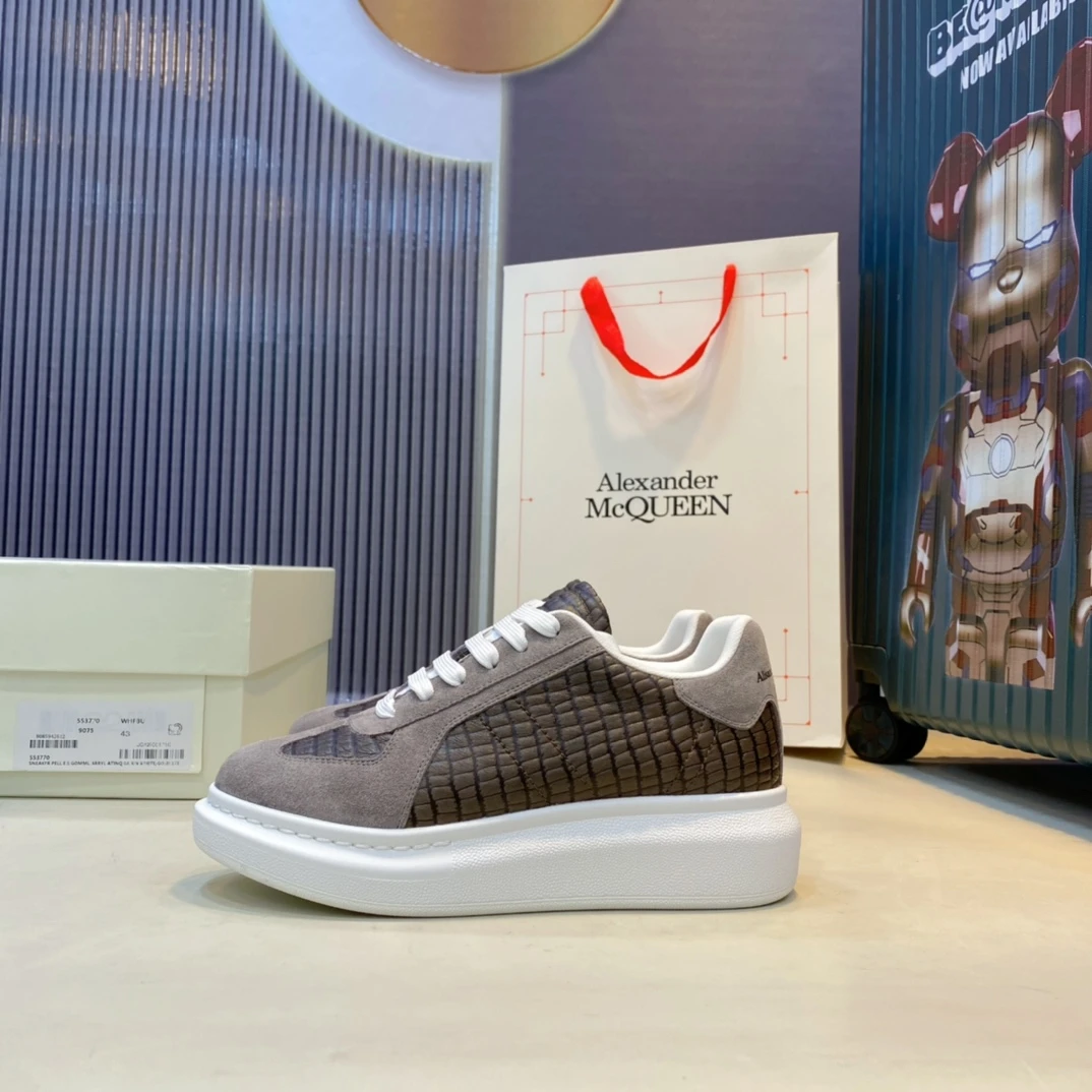 Alexander McQueen Sneakers — 433484bc