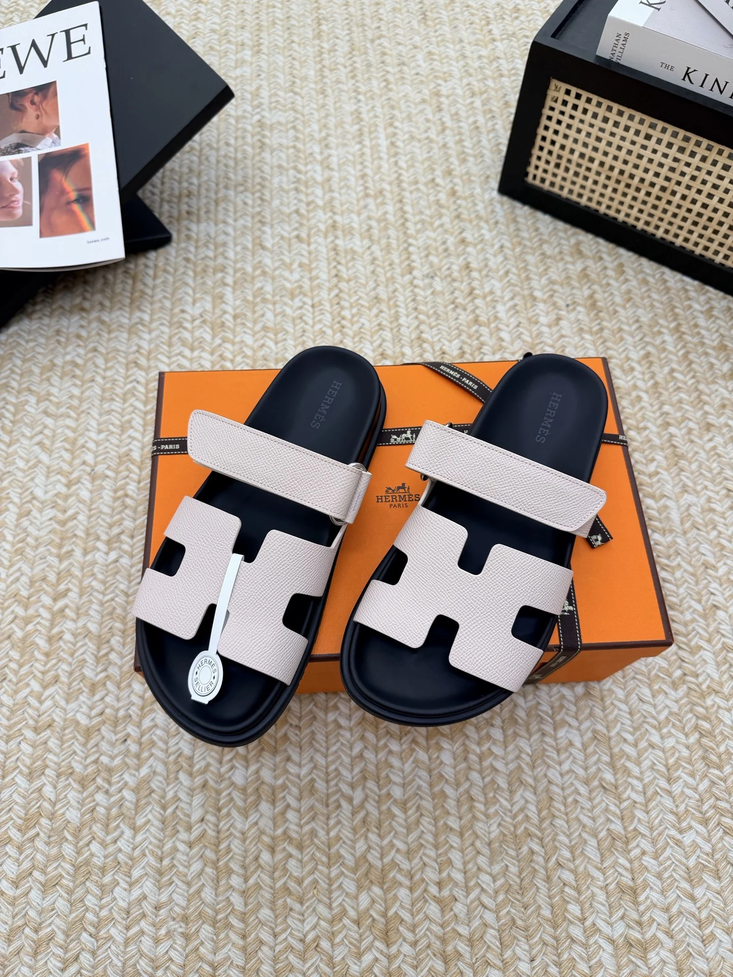 Hermès Sandals — 33aa0e81