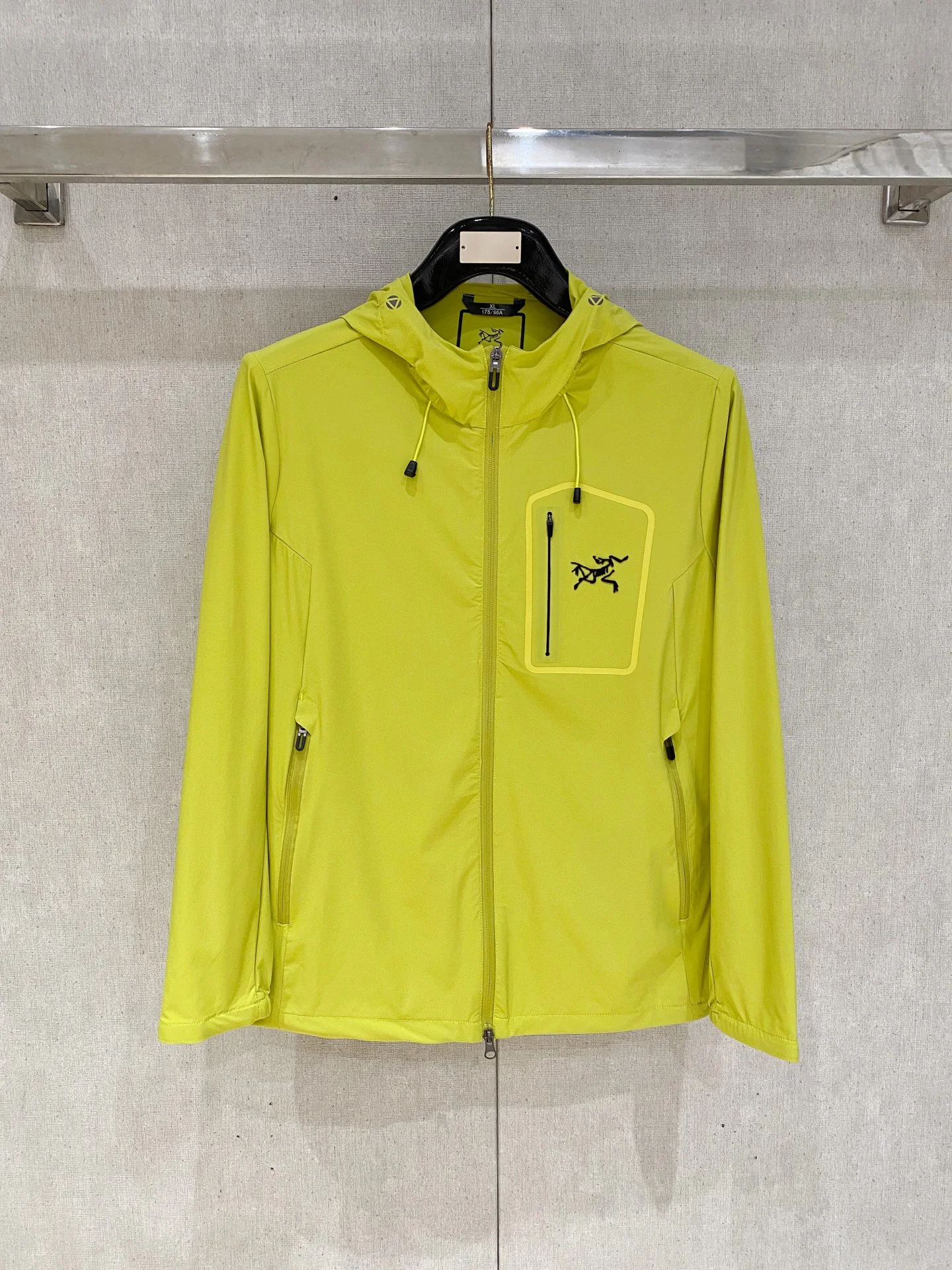 Jackets — 8c7cff00