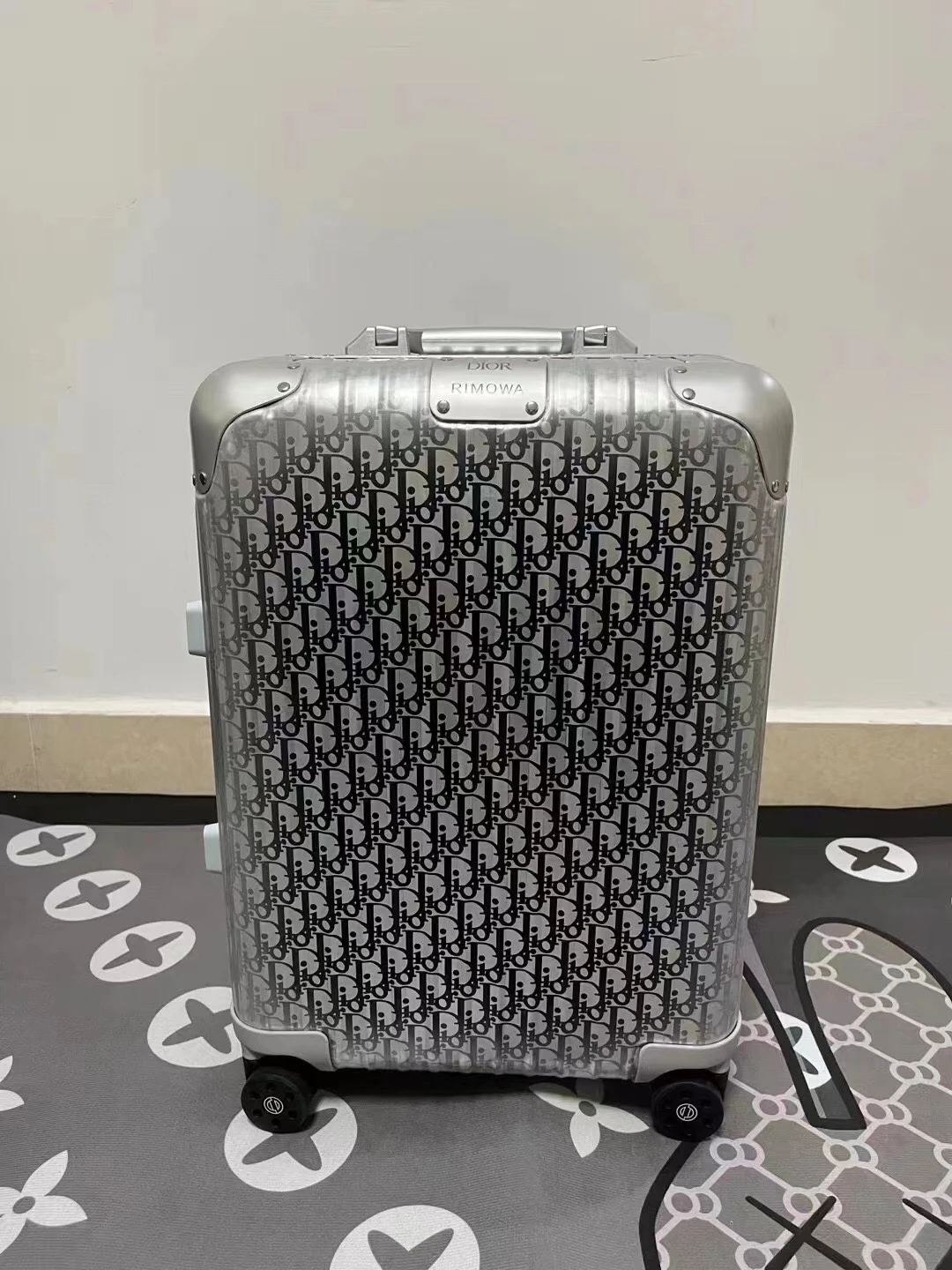 Dior Luggage — 0151cb67