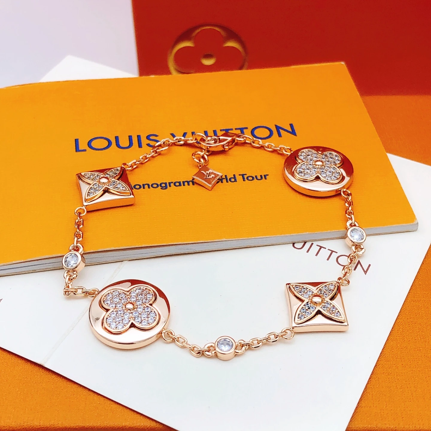 Louis Vuitton Bracelets — 33ef8a0d