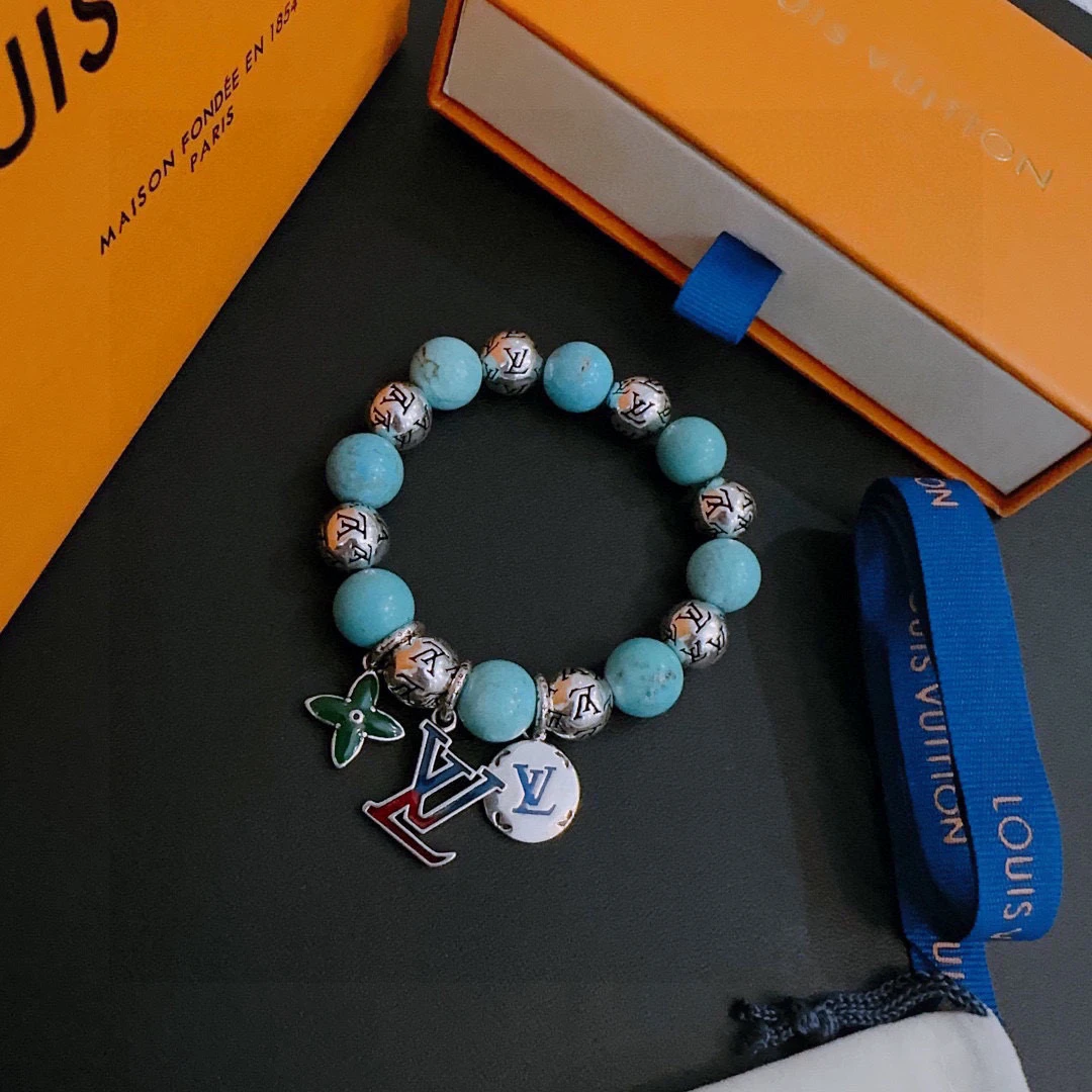Louis Vuitton Bracelets — cc1bd334