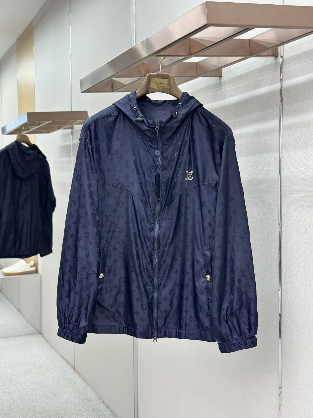 Louis Vuitton Matching Sets — 5a8832fe