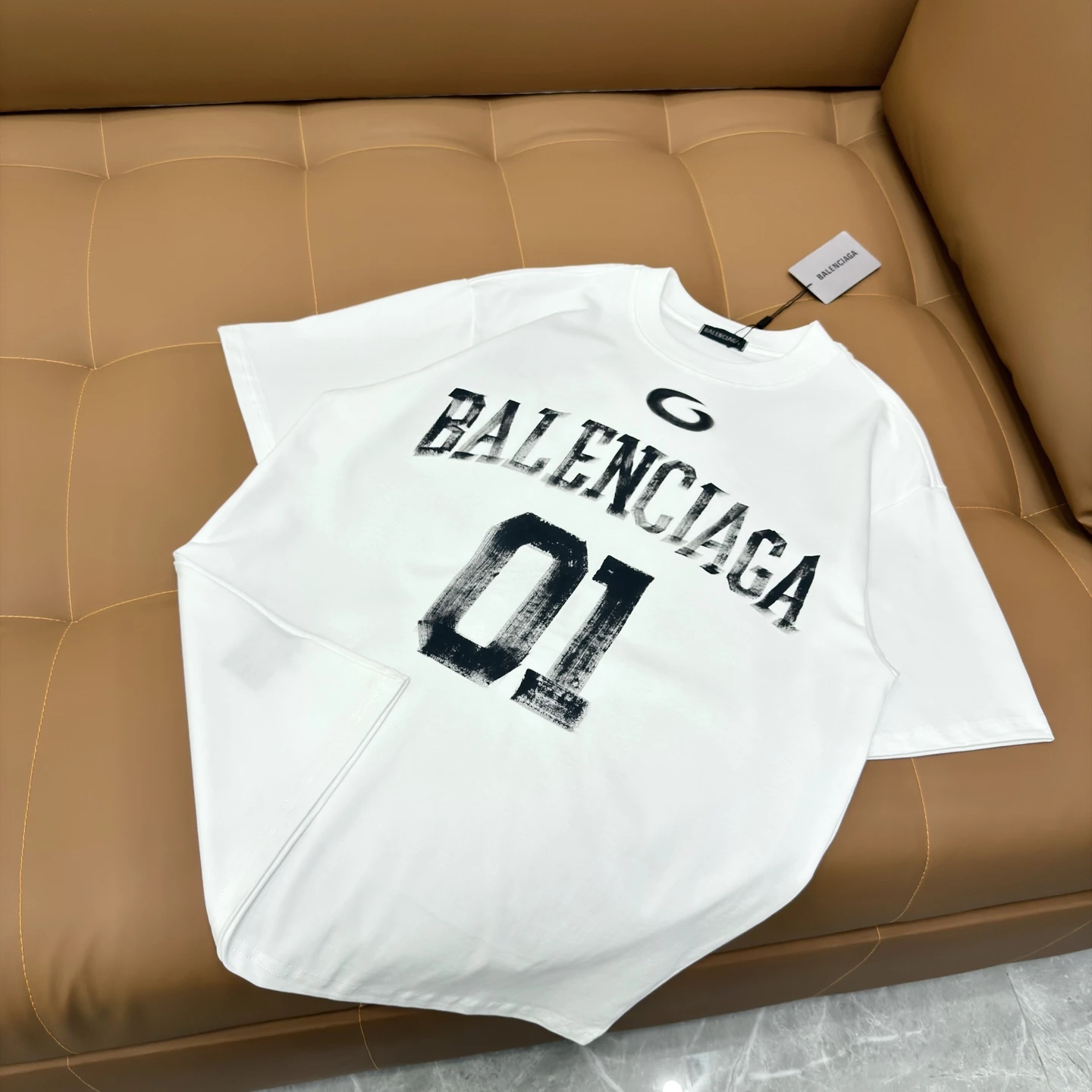 Balenciaga T-Shirt — 4ea95df8