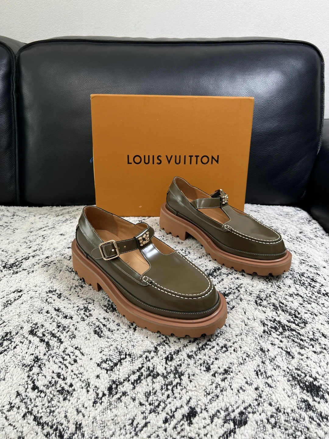 Louis Vuitton Dress Shoes — 3ebf13a1