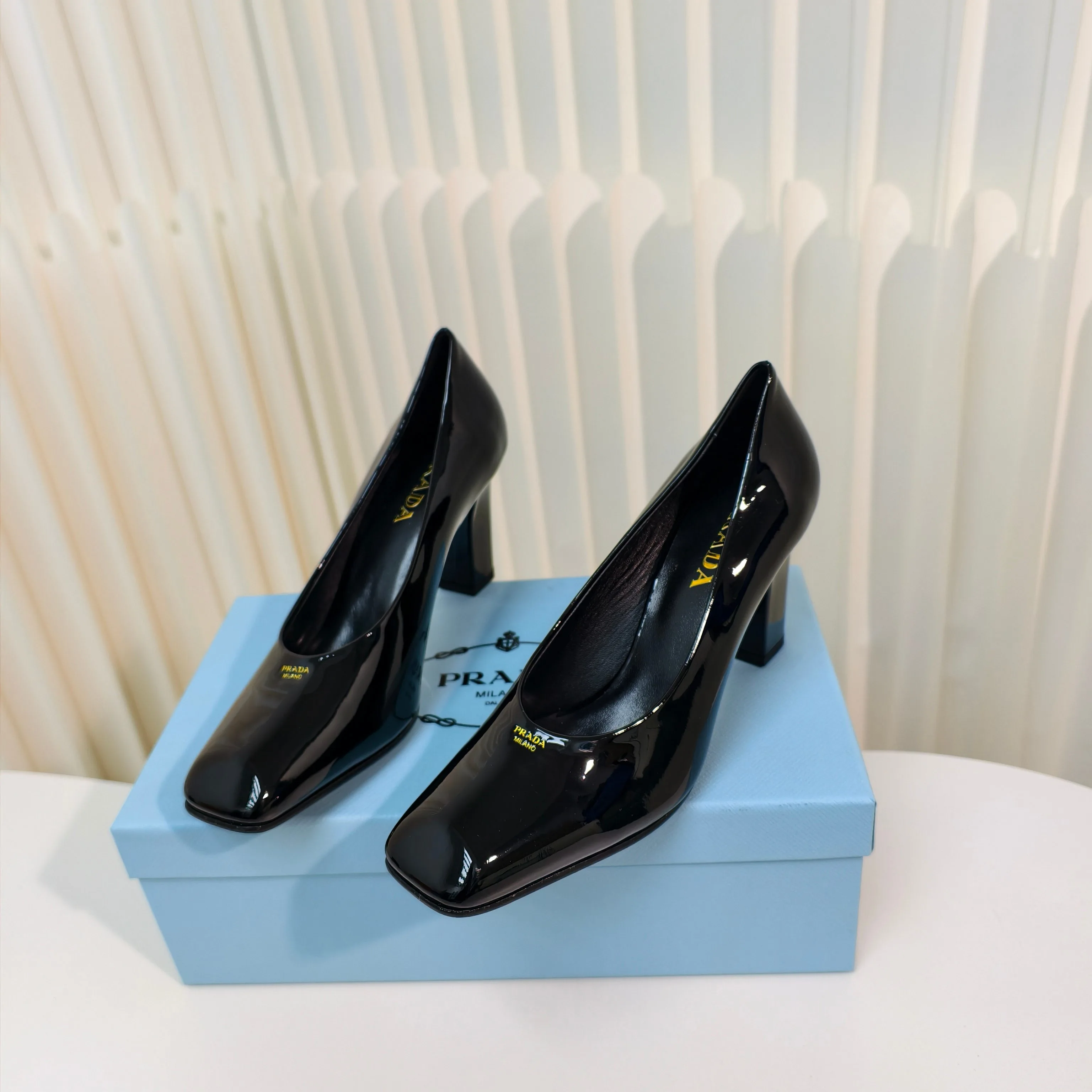 Prada Sandals — aaaaa844