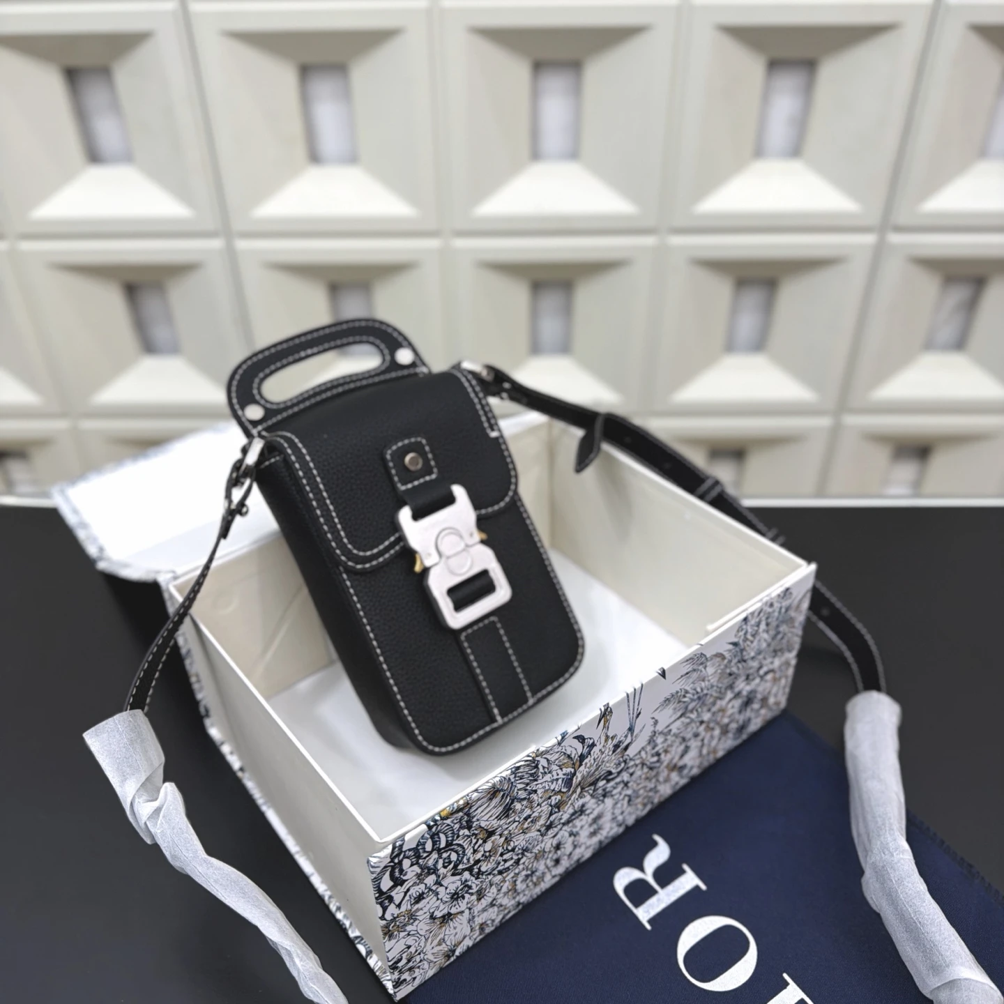 Dior Bag — 9e66d7f8