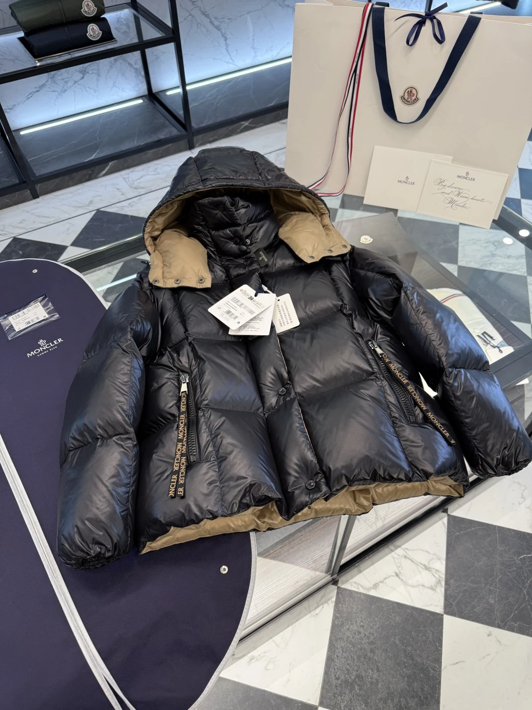 Moncler Down Jacket — 45fb72f8