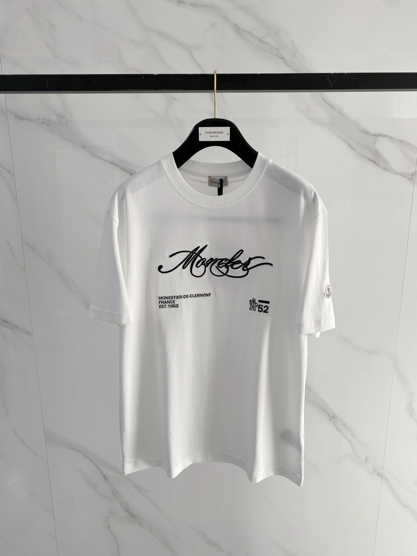 Moncler T-Shirt — 99dba0c9