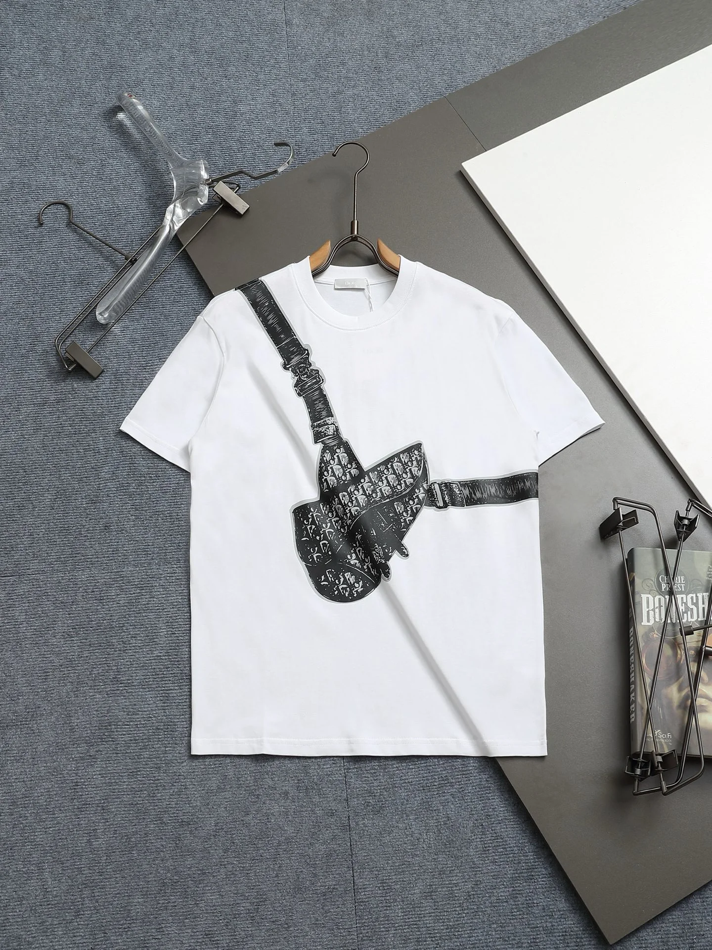 Dior T-Shirt — c69b8012