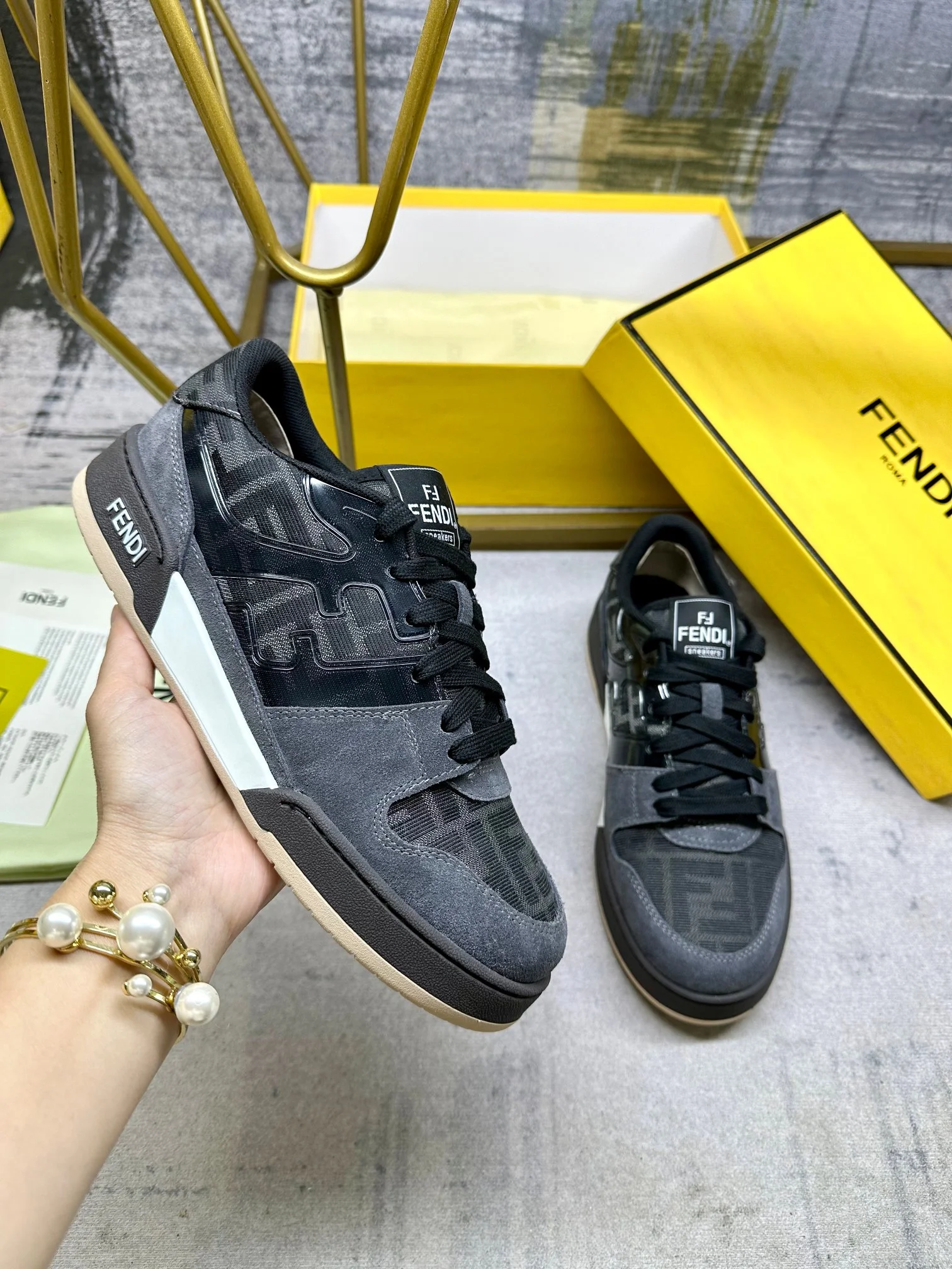Fendi Sneakers — 1fa6881c