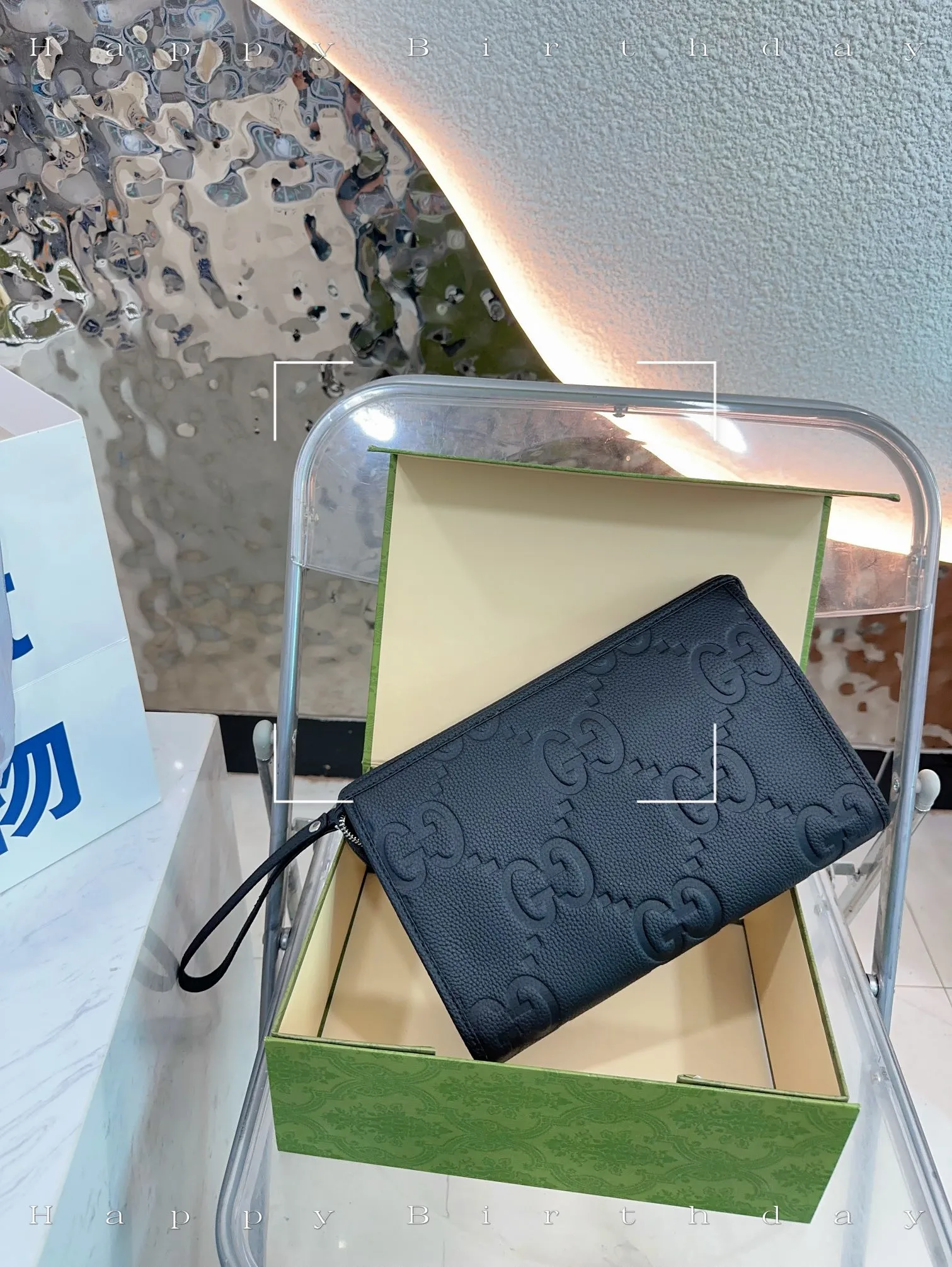 Louis Vuitton Bag — 972ea0cc