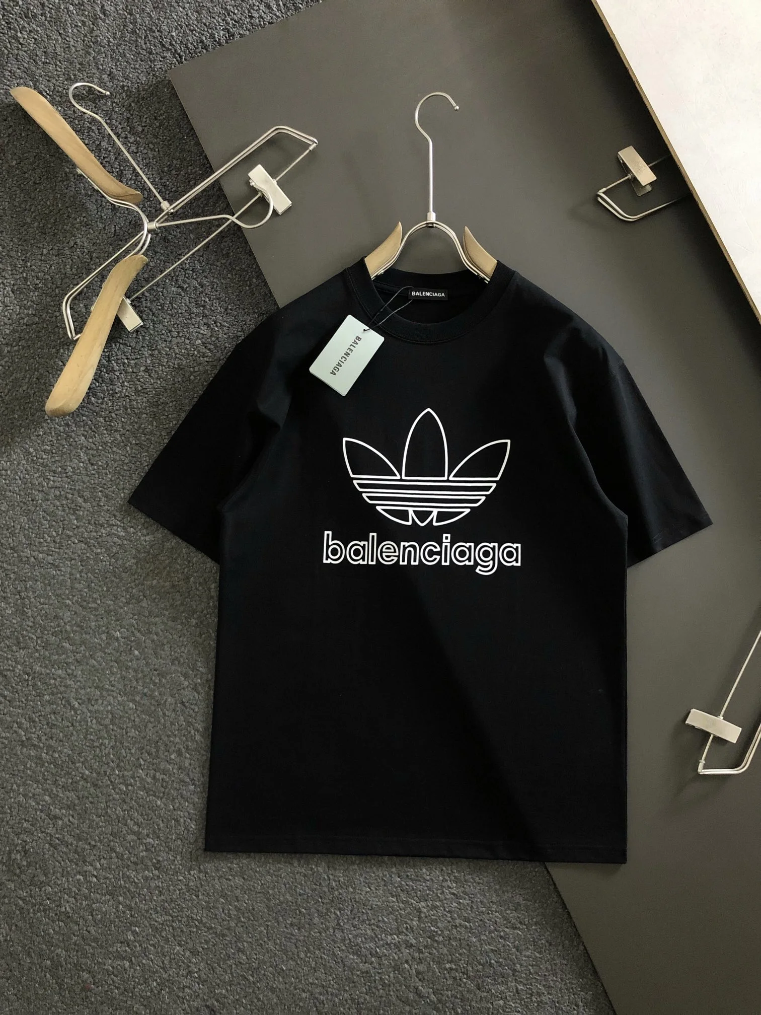 Balenciaga T-Shirt — b39eb232