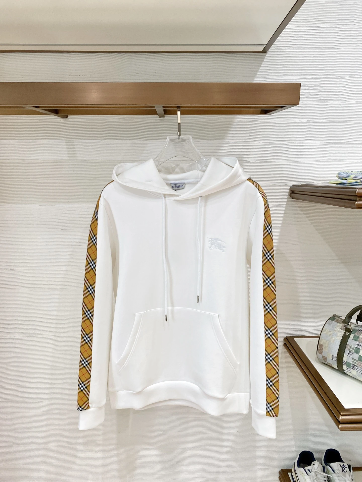 Burberry Hoodies — 281a9b4b