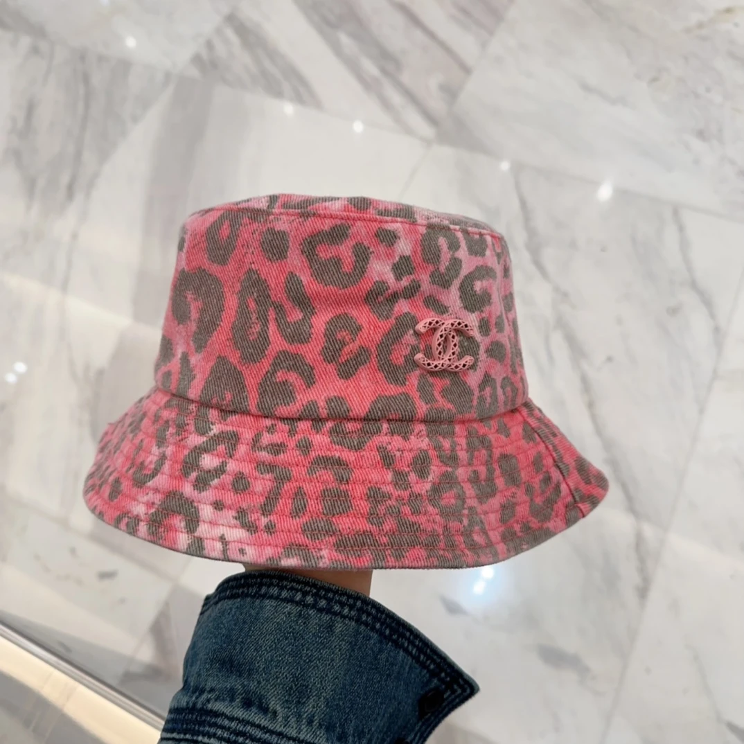 Chanel Hat — c50498c3