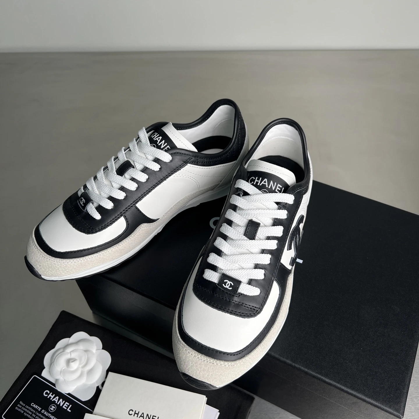 Chanel Sneakers — 3c756ffc