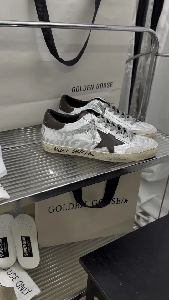 Golden Goose Sneakers — 409e2256