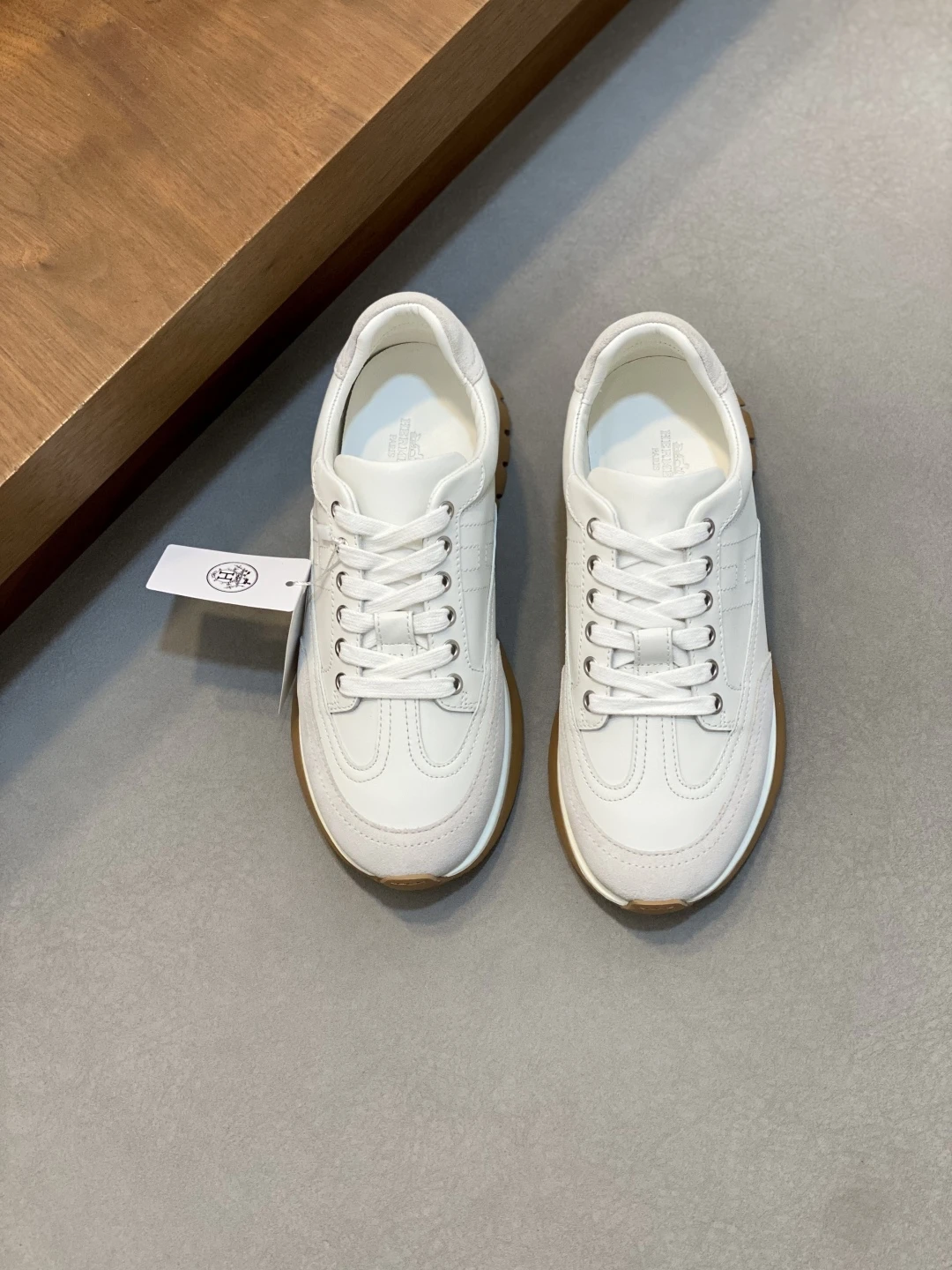 Hermès Sneakers — d113c6a3