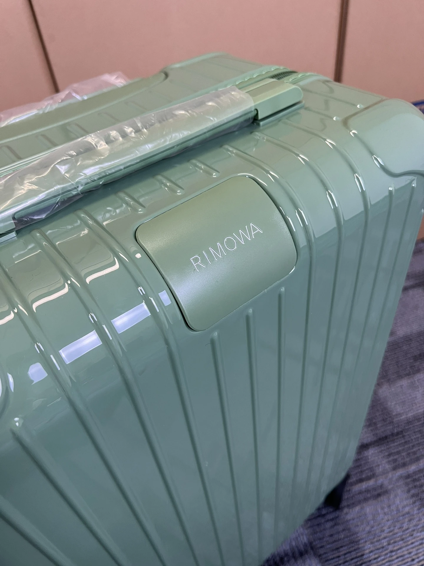 Luggage — a21ab8d0