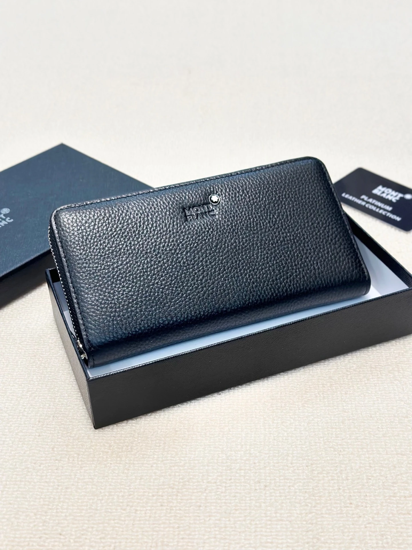 Montblanc Bag — d1f56b72