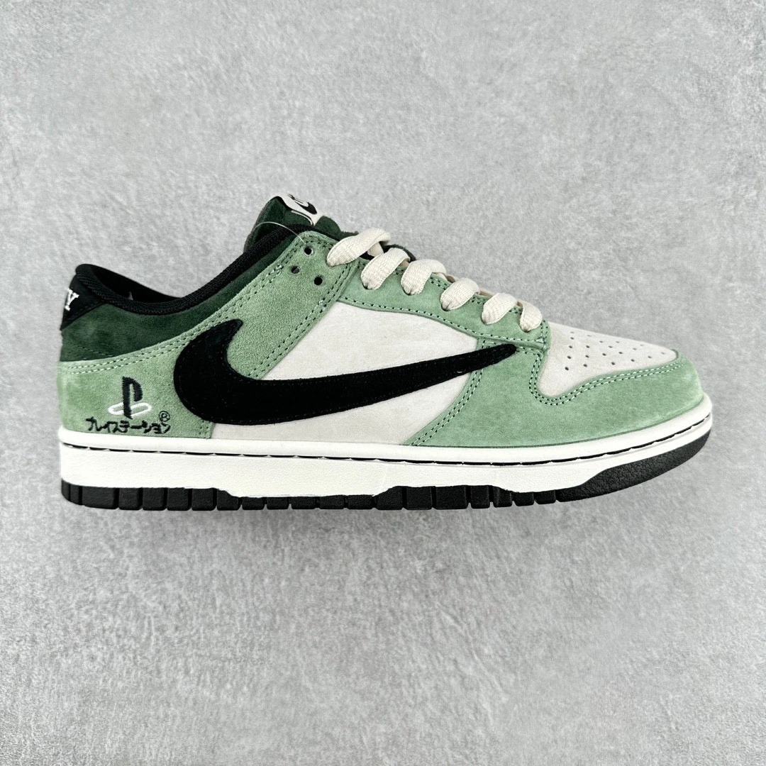 Nike Shoes — c877a967