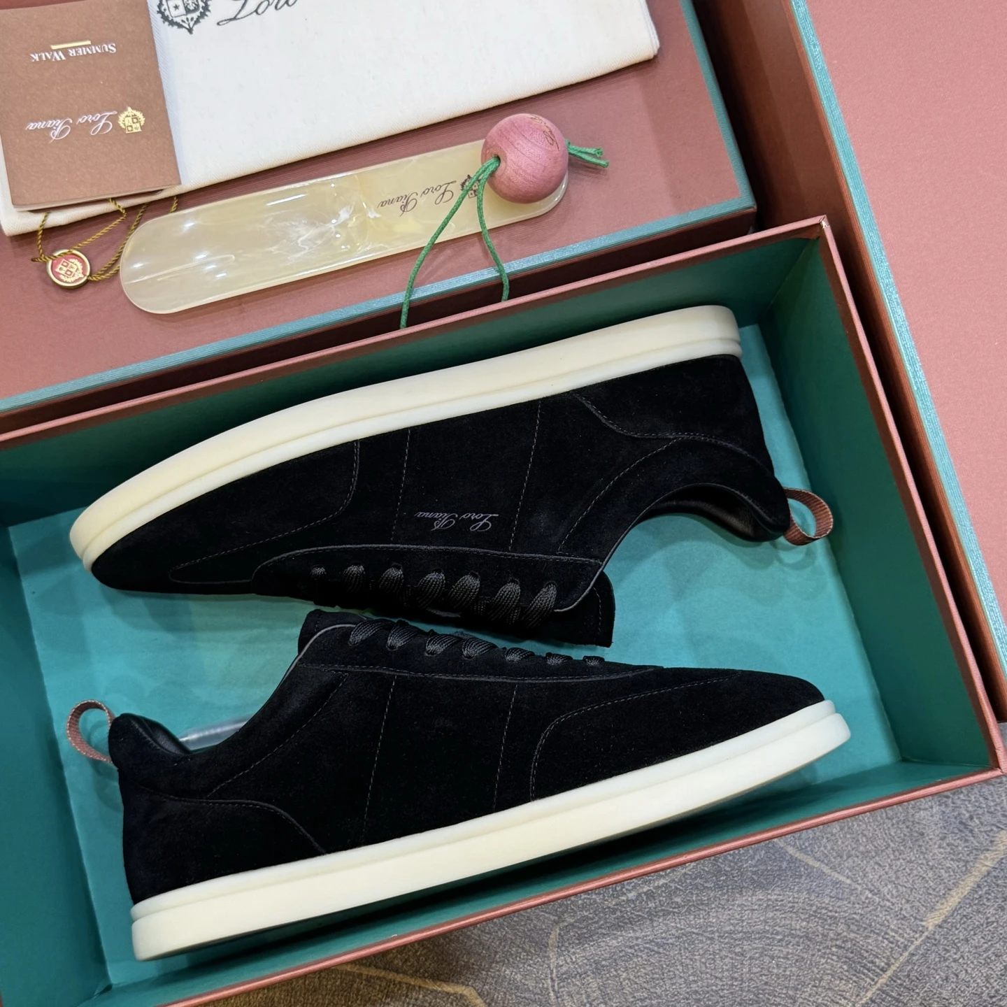 Loro Piana Sneakers — e2dc5882