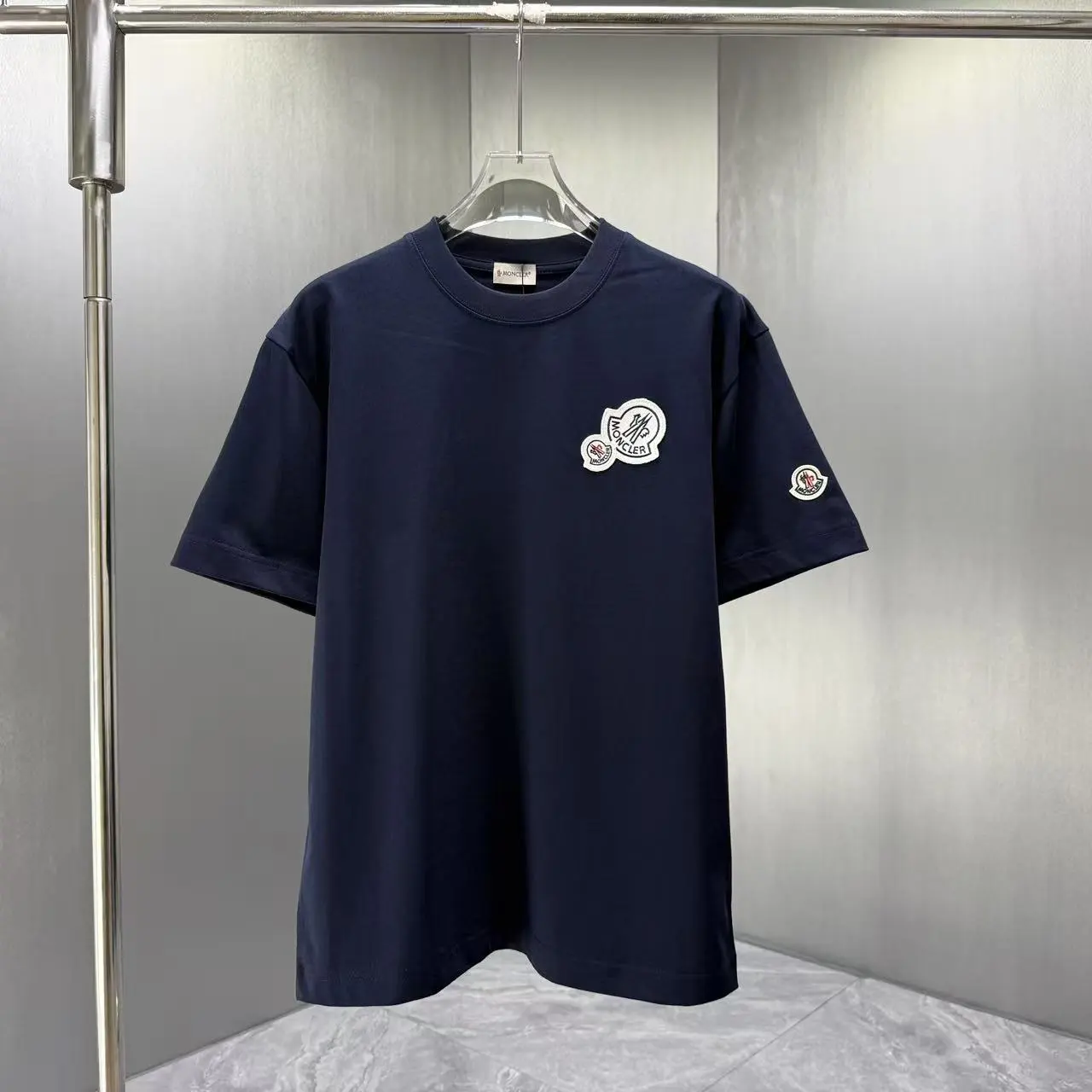 Moncler T-Shirt — 4222f2be