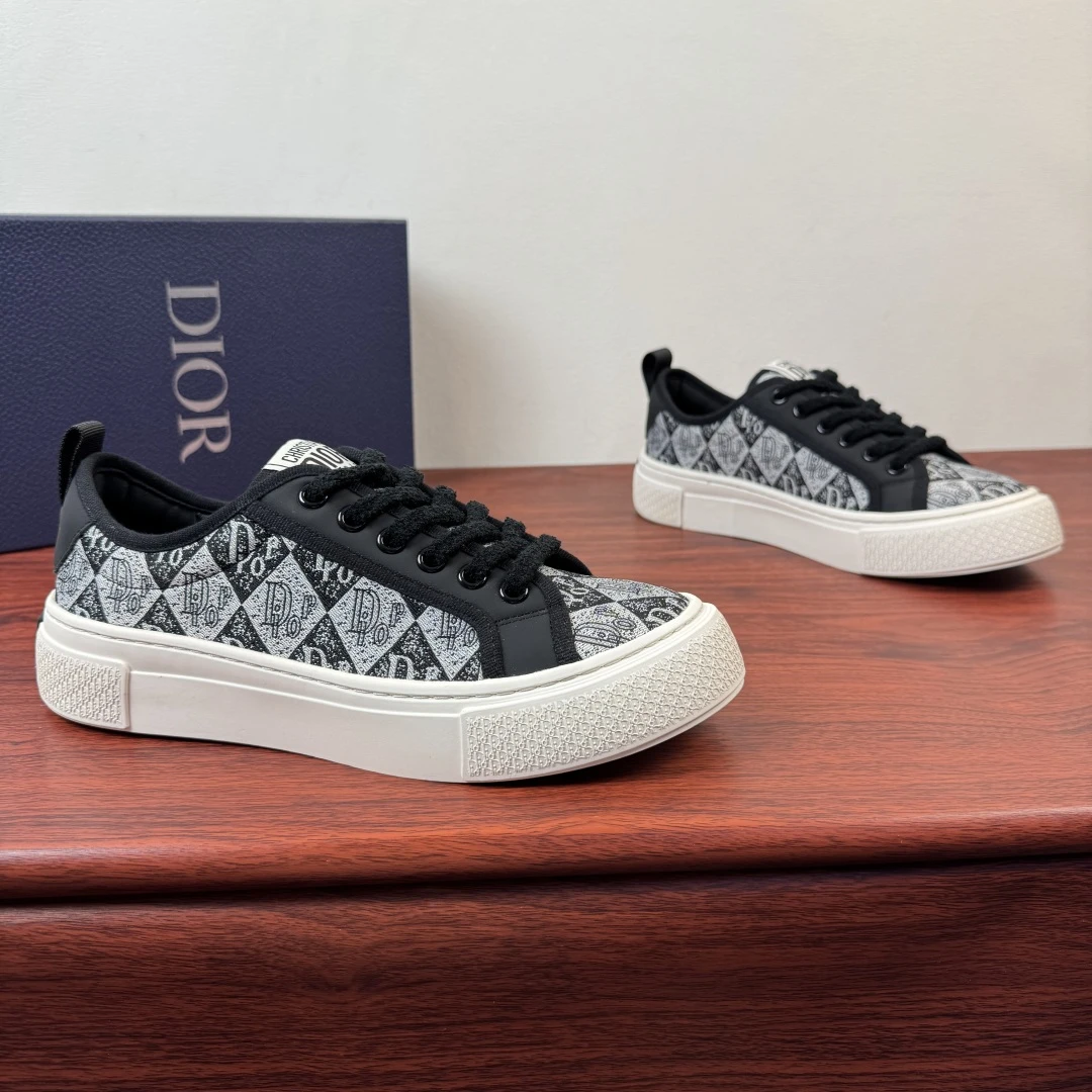 Dior Sneakers — f0ac87cf