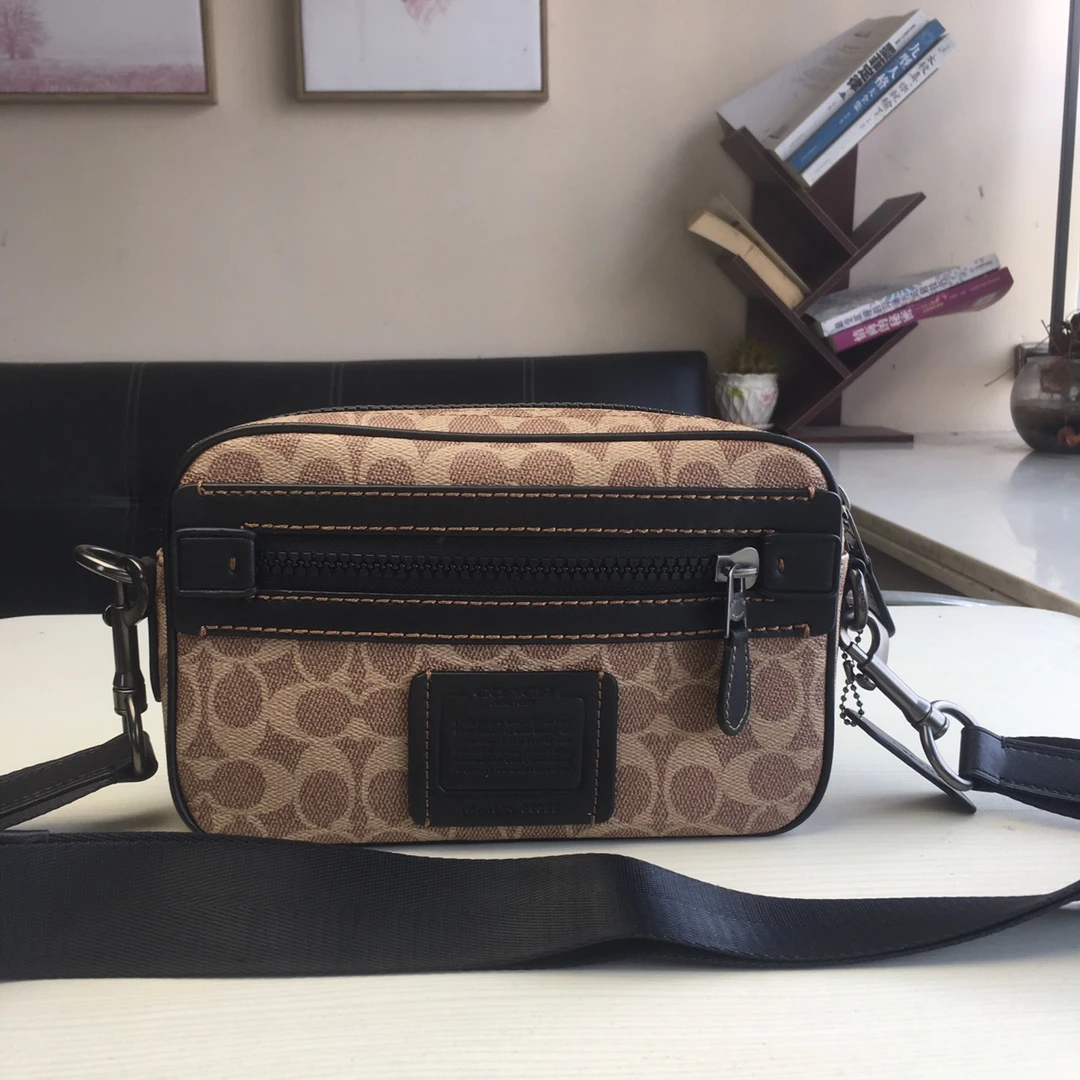 Coach Bag — dd8eac01