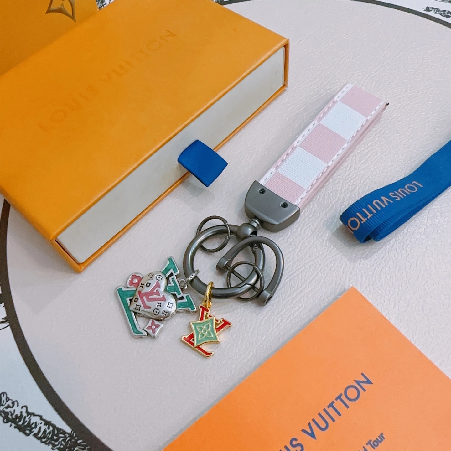 Louis Vuitton Keyrings & Bag Charms — 2f1a576d