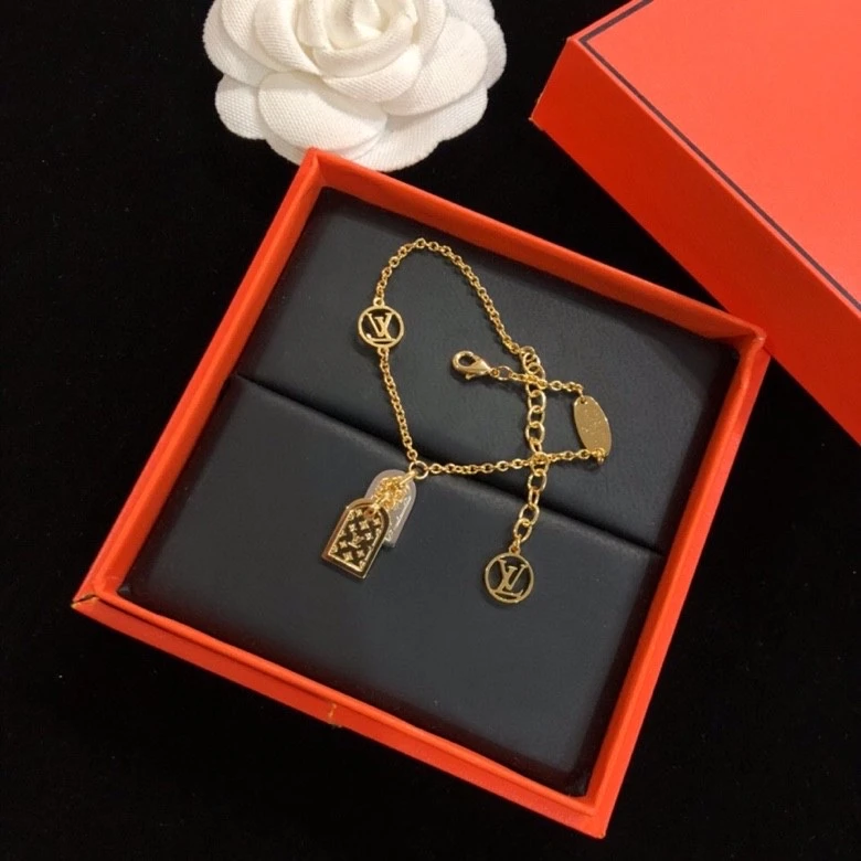 Louis Vuitton Bracelets — 3f0dacf5