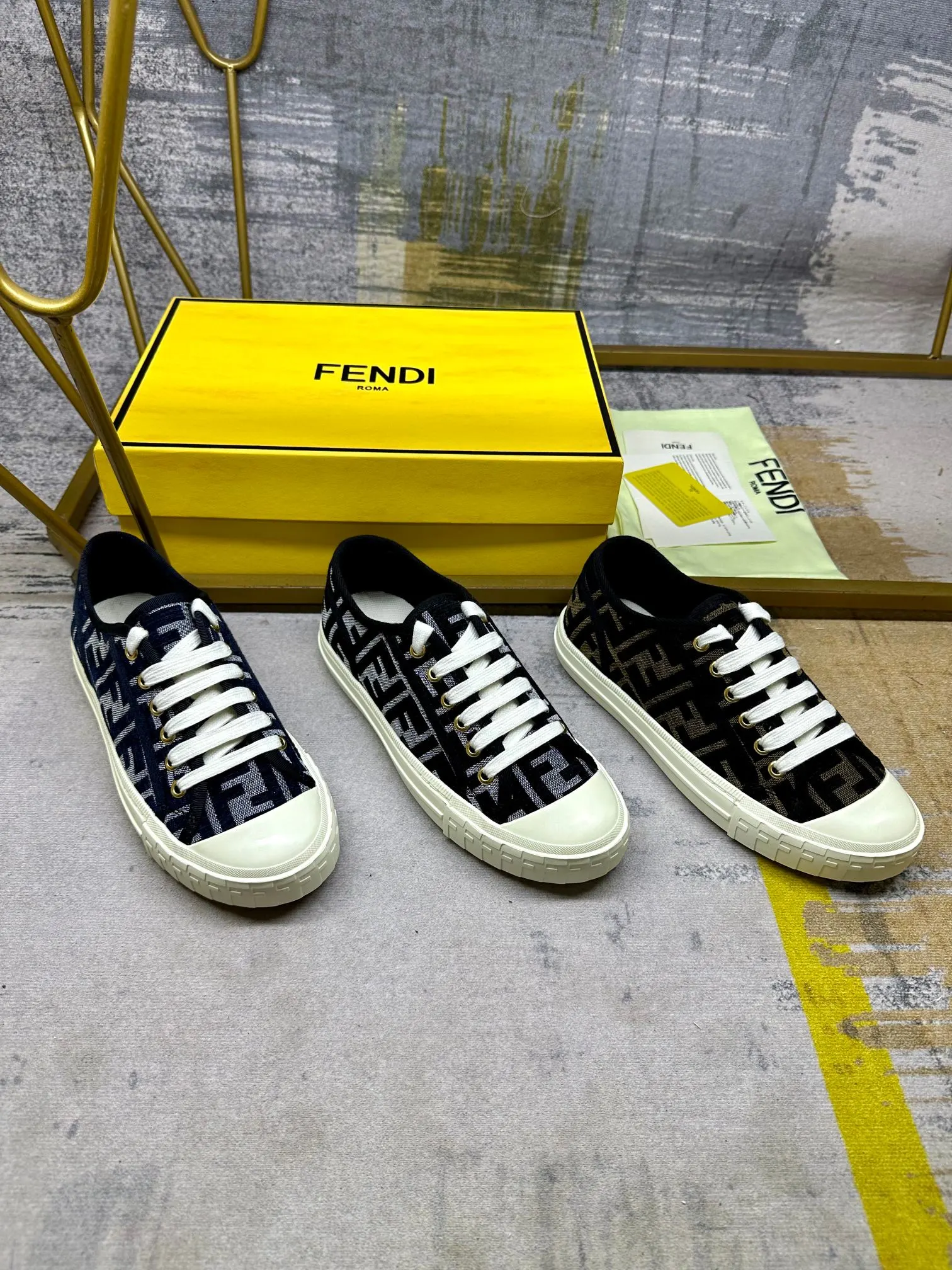 Fendi Sneakers — 5ecd5224