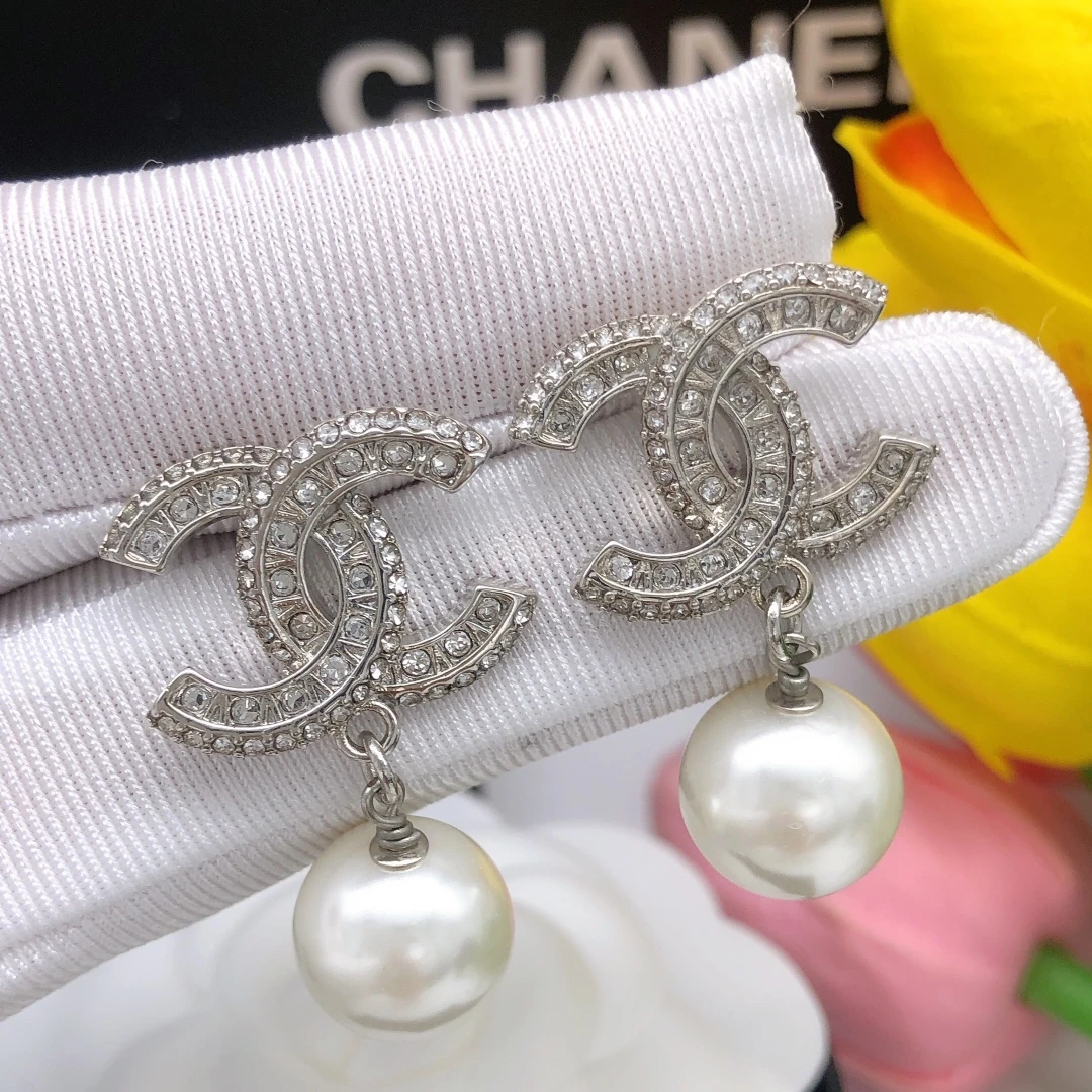 Chanel Jewellery — e92cbc94