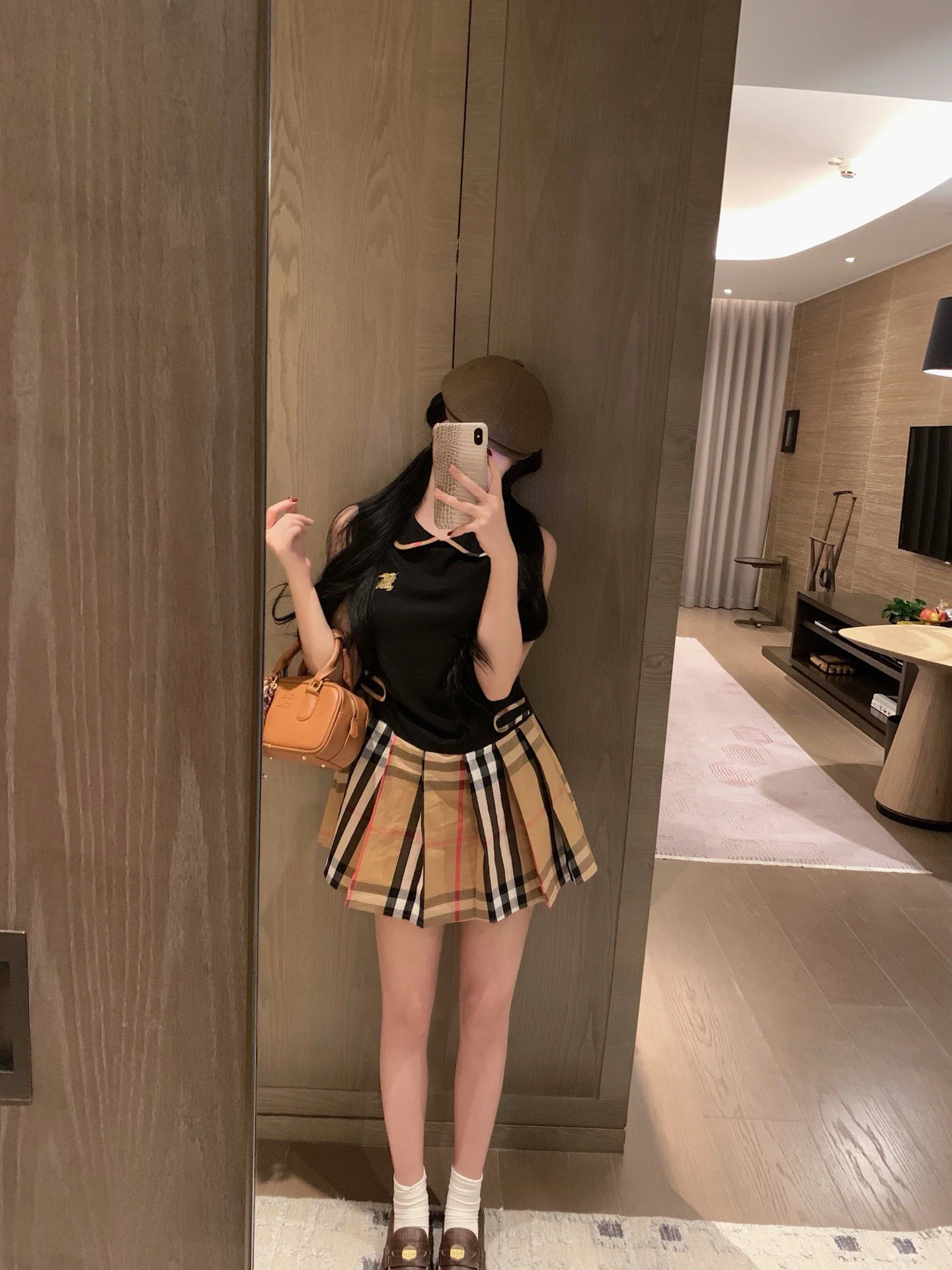 Dresses — 658d1cc7