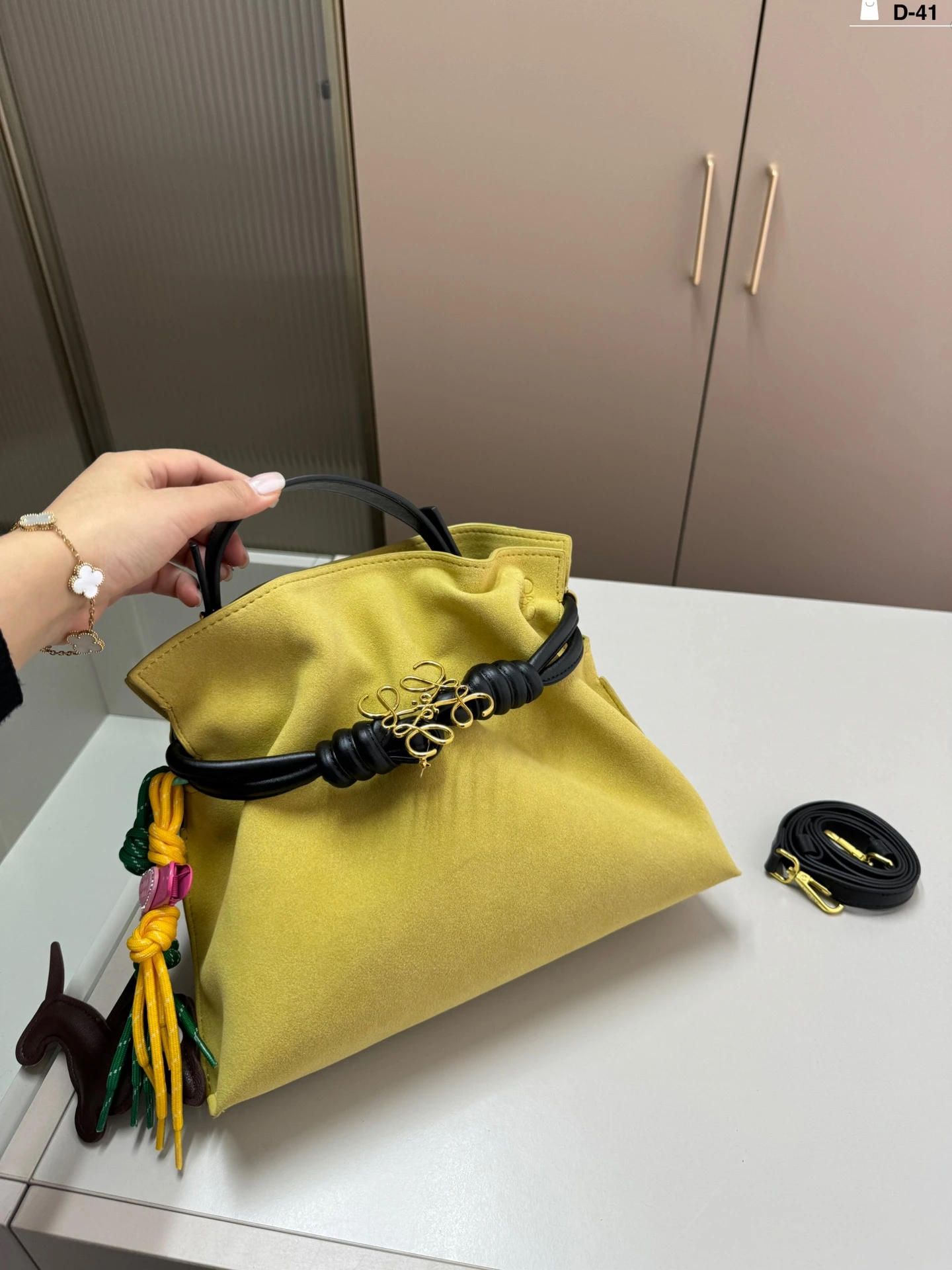 Loewe Bag — 9e3f37e3