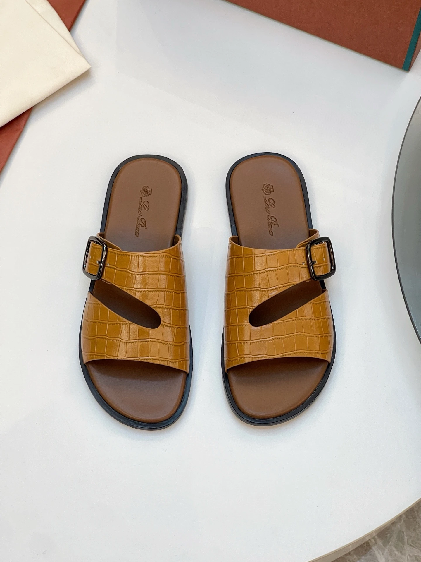 Loro Piana Slippers — 5e67e5d1