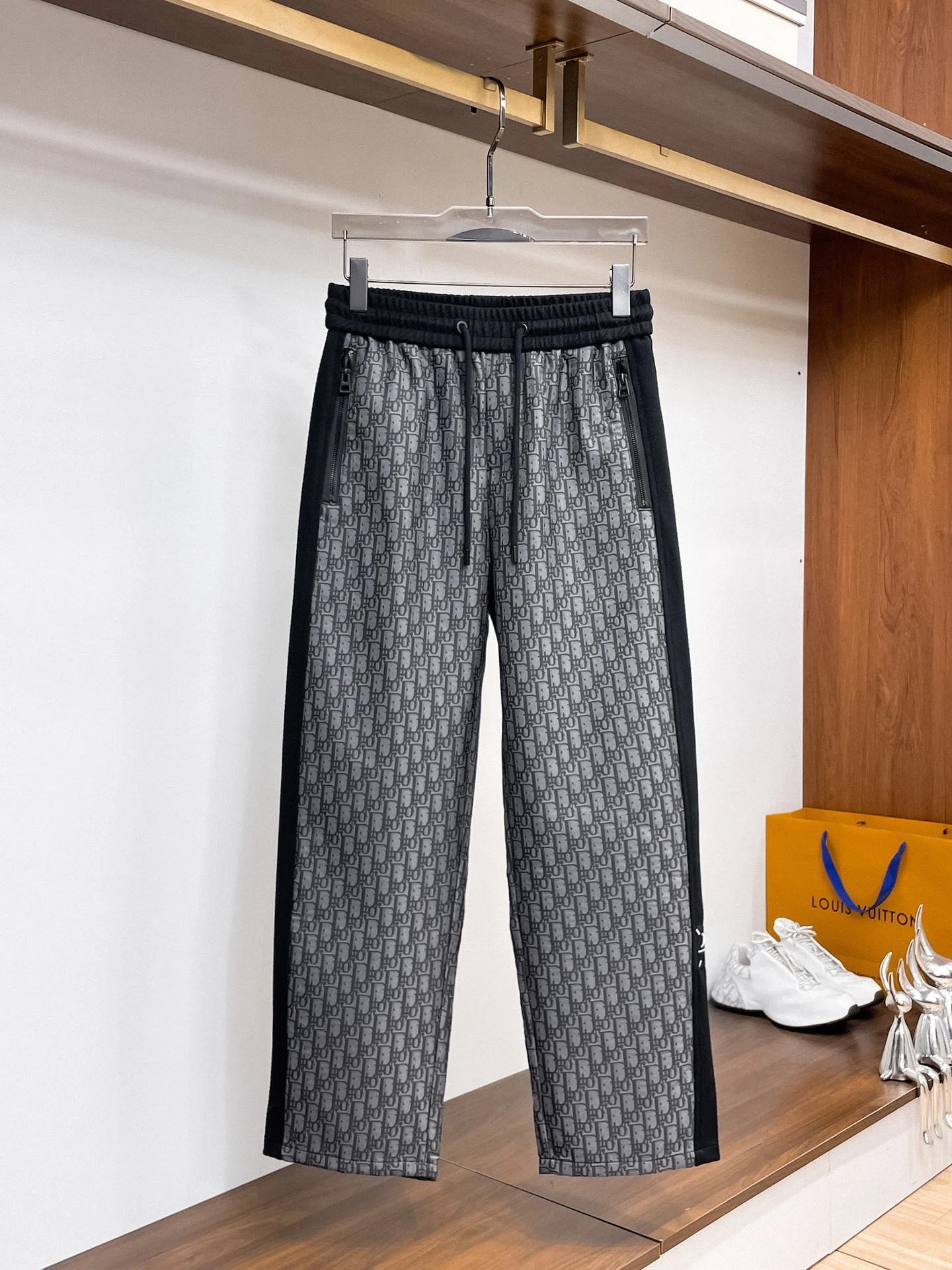 Dior Trousers — 7b06cbe9
