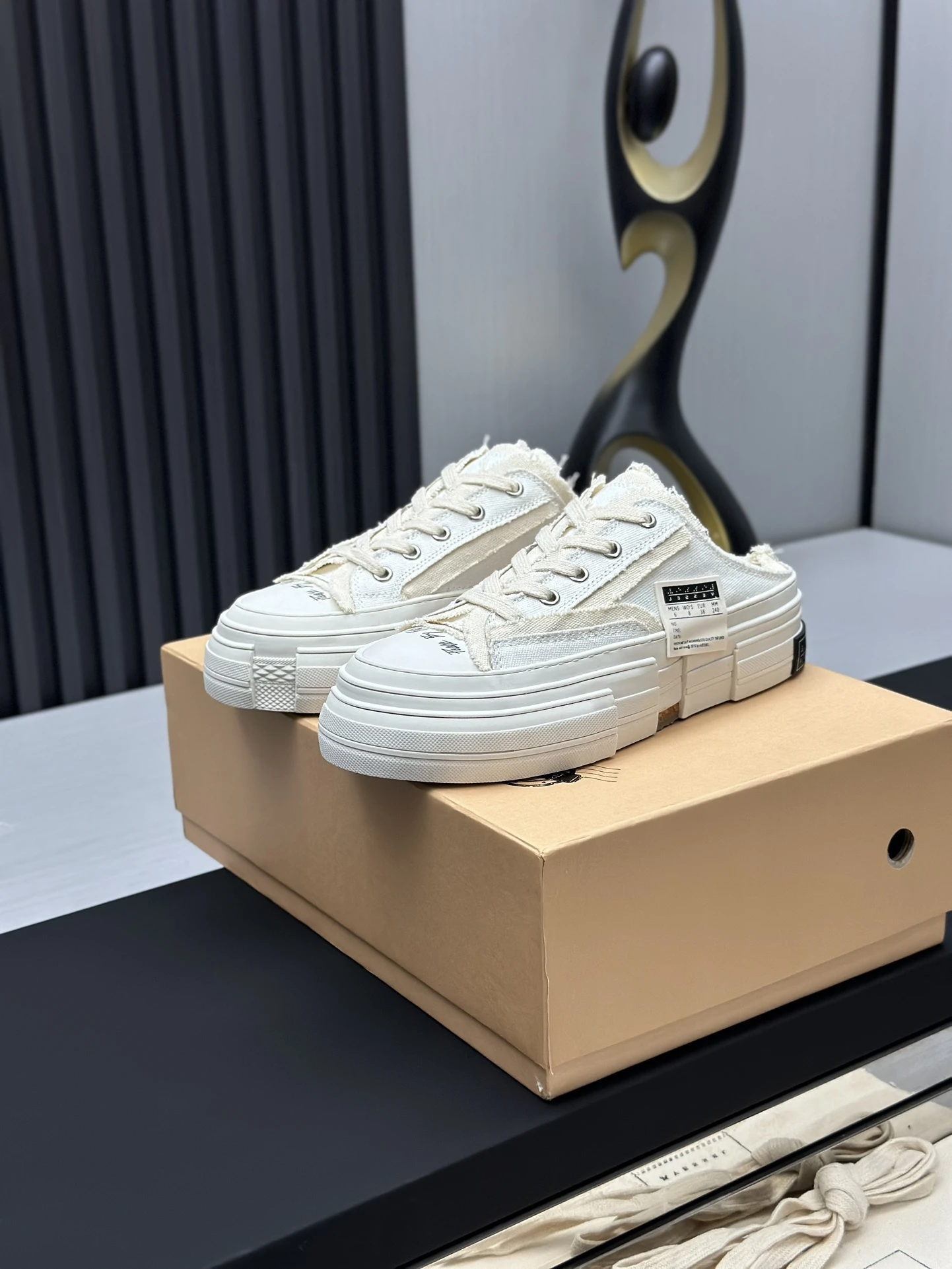 XVESSEL Sneakers — 20ac0606