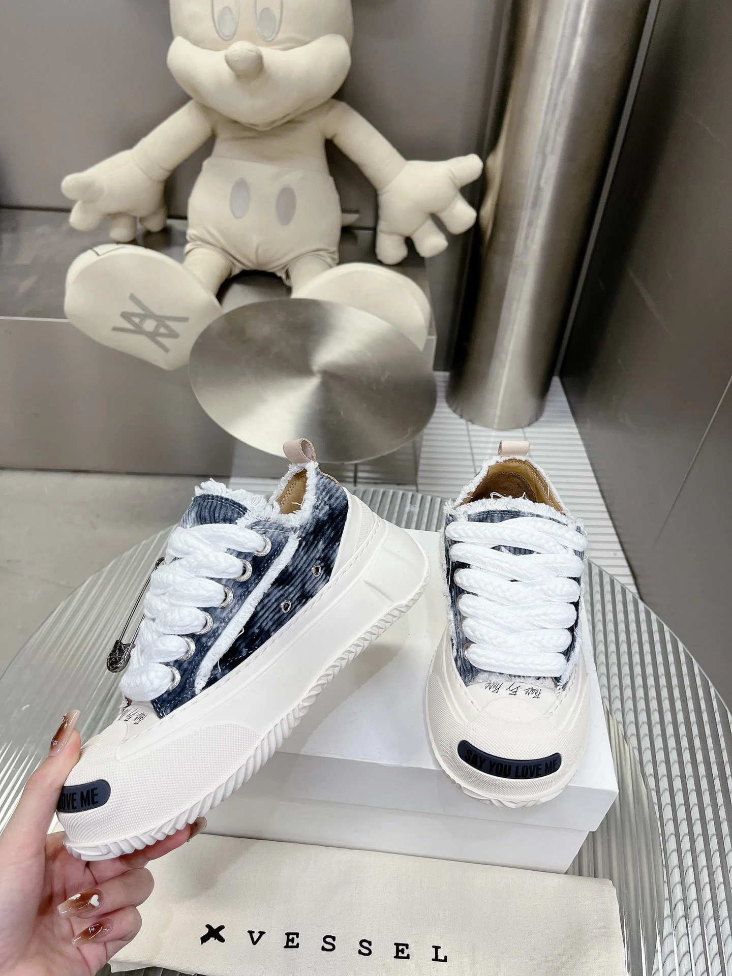 XVESSEL Sneakers — 5a9f9592