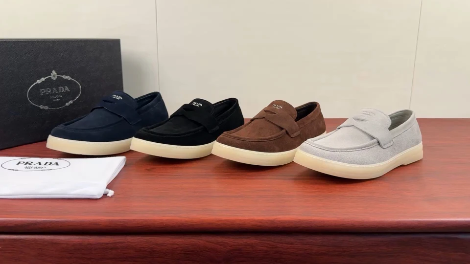 Prada Shoes — f7cba09b