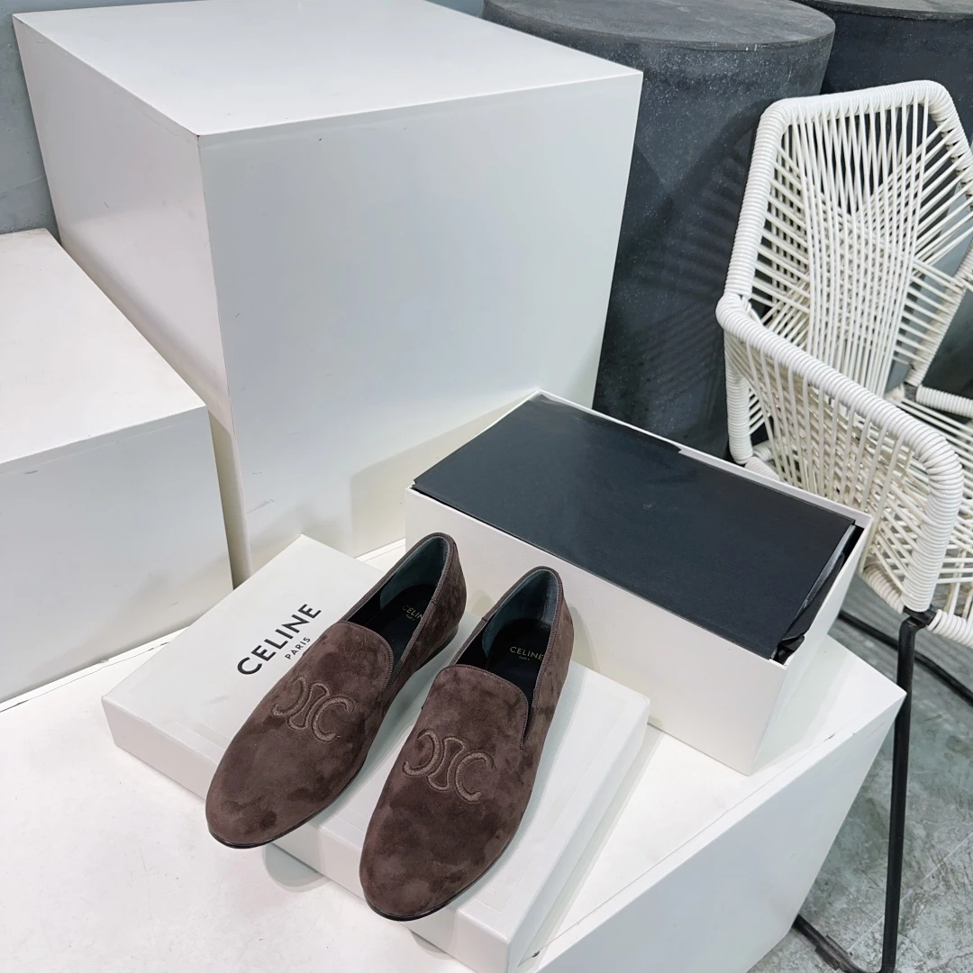 Celine Loafers — 8551e550