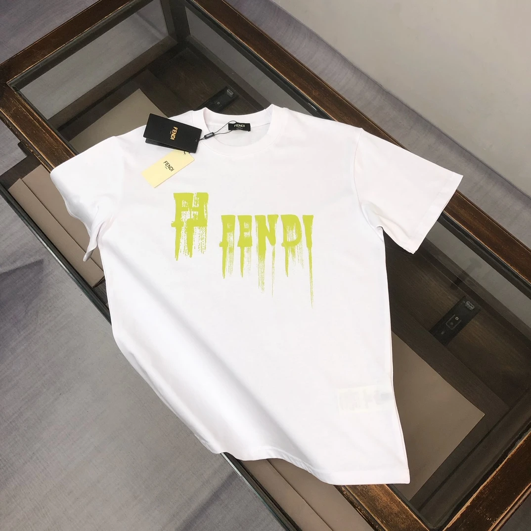 Fendi T-Shirt — 470e7f29