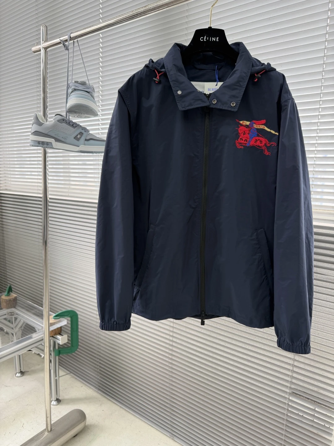 Jackets — b27a549a